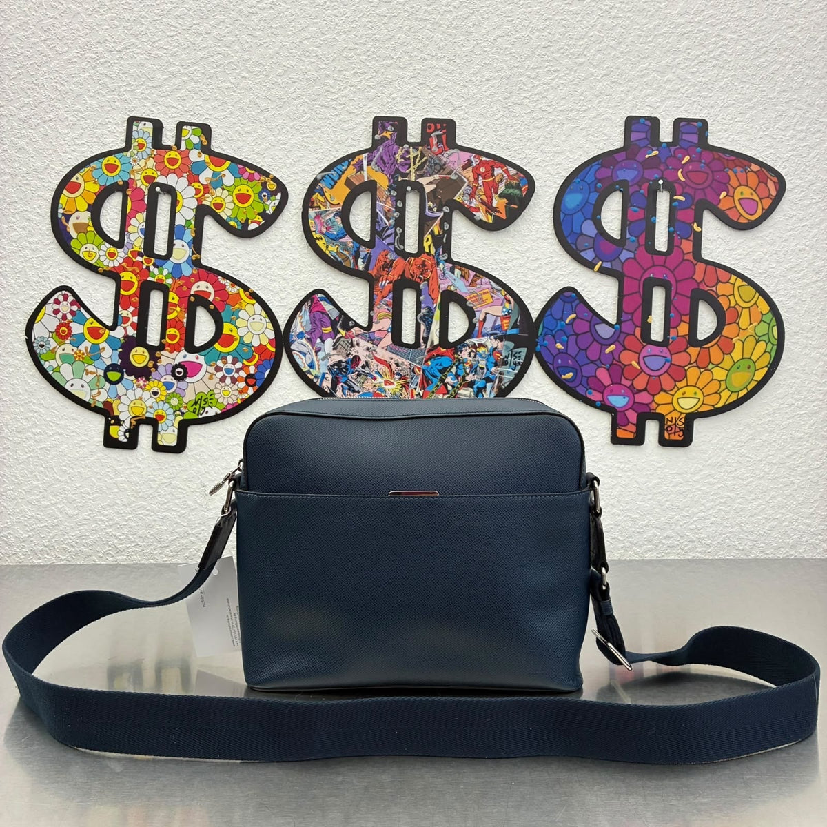 Louis Vuitton Anton Messenger Taiga