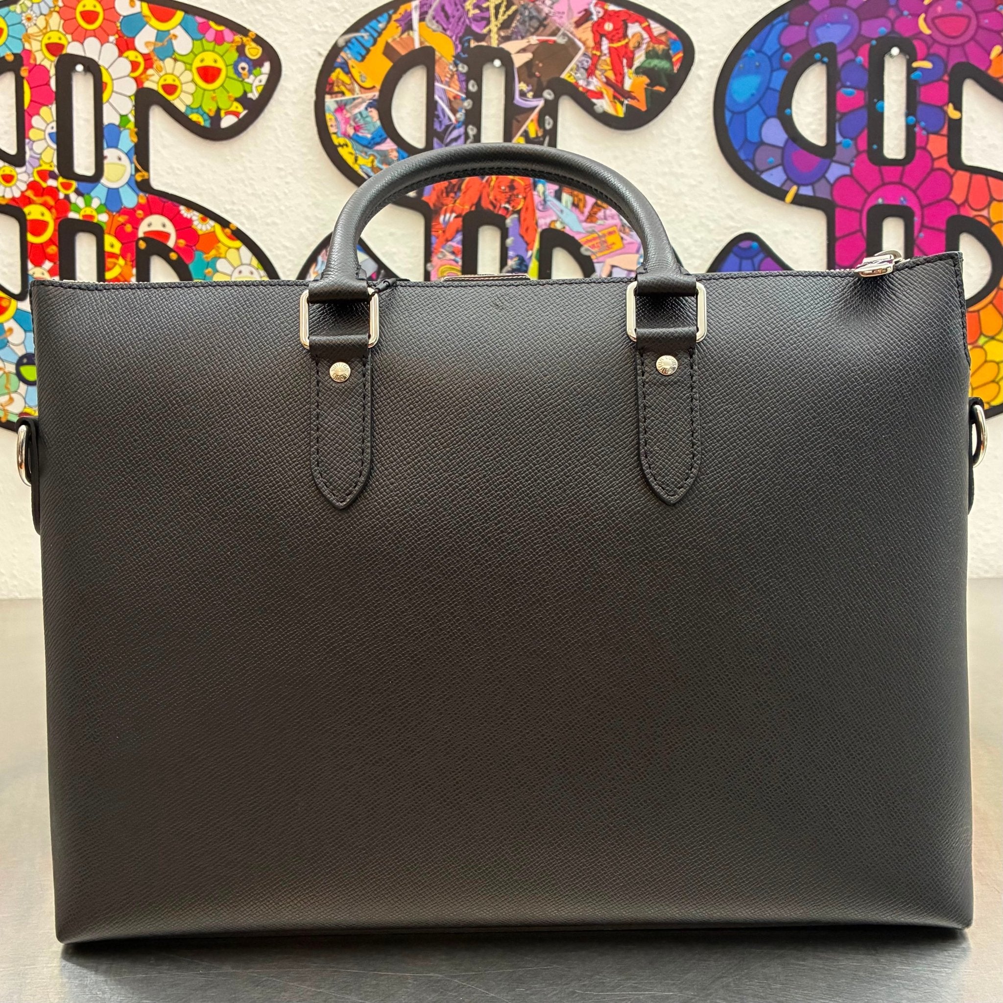 Louis Vuitton Anton Taiga