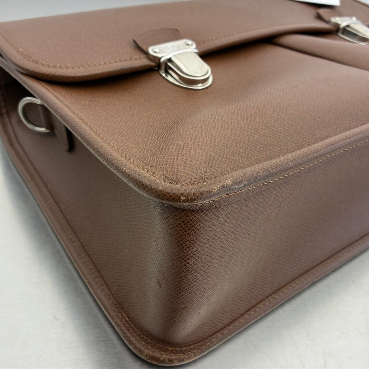 Louis Vuitton Anton Taiga