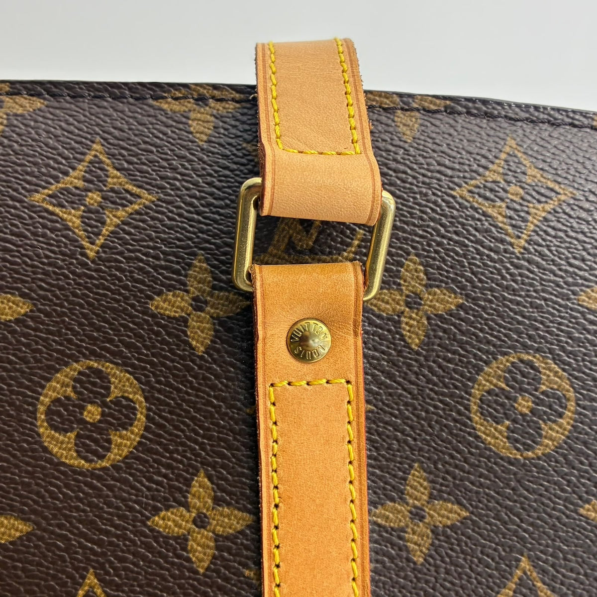 Louis Vuitton Babylone Monogram