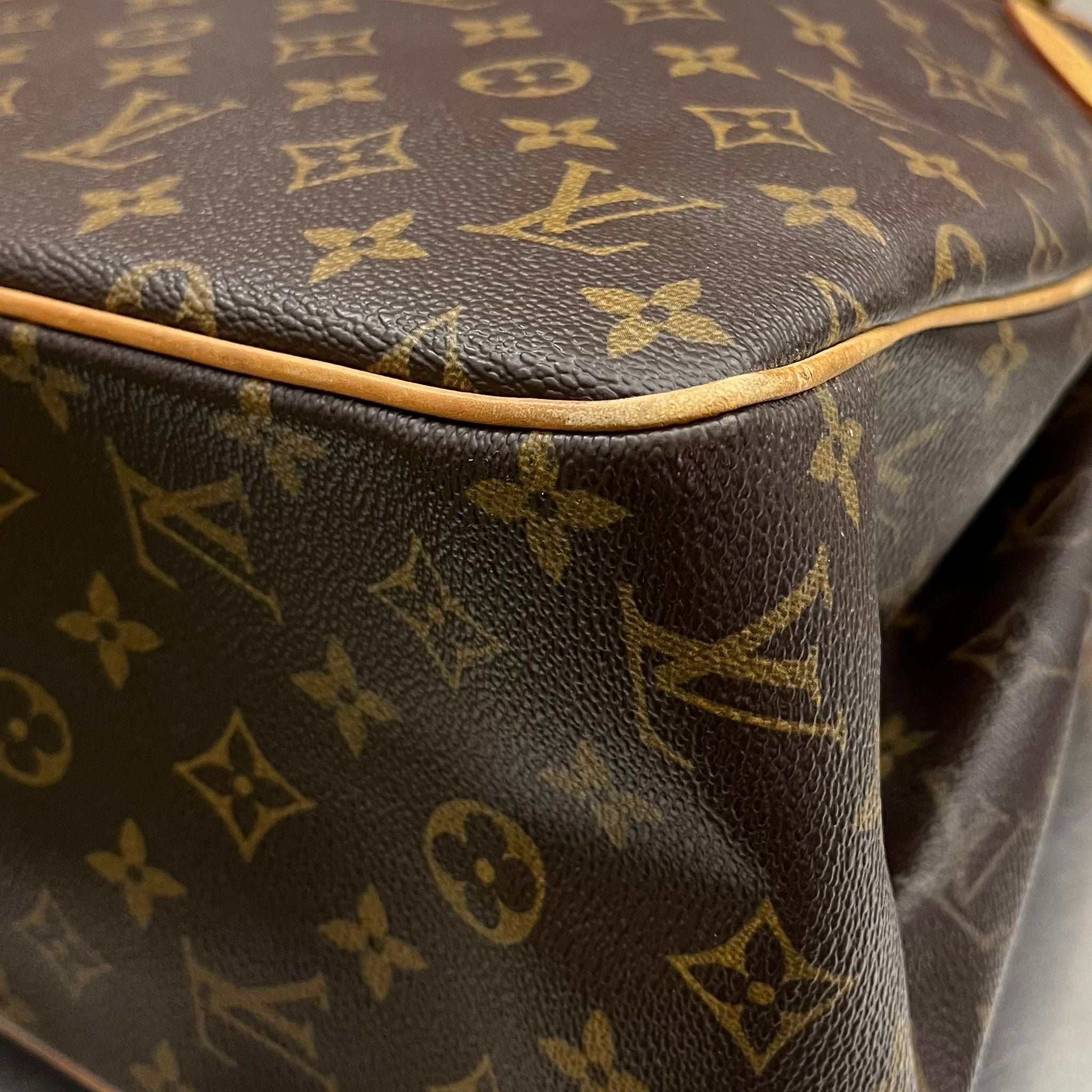 Louis Vuitton Batignolles Vertical