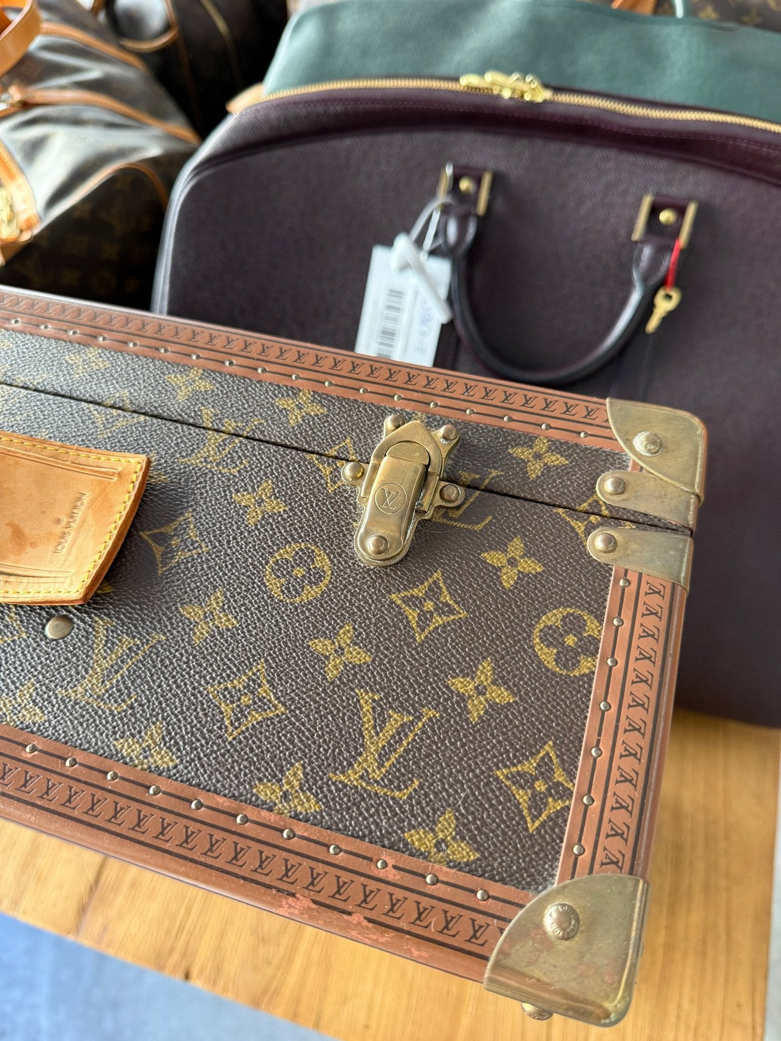 Louis Vuitton Bisten 70 Monogram