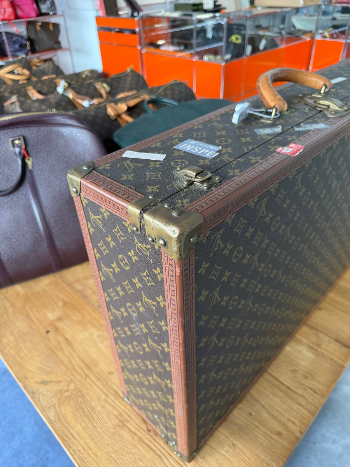 Louis Vuitton Bisten 75 Monogram