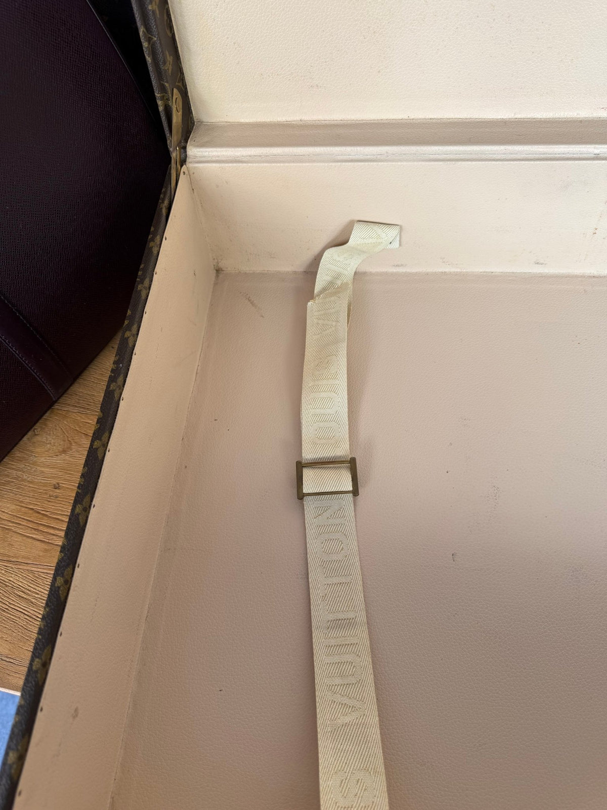 Louis Vuitton Bisten 75 Monogram