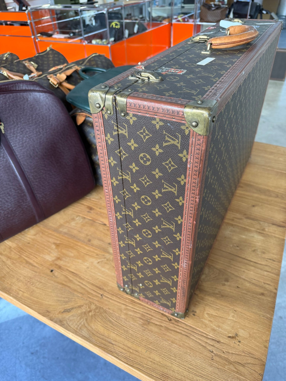 Louis Vuitton Bisten 75 Monogram