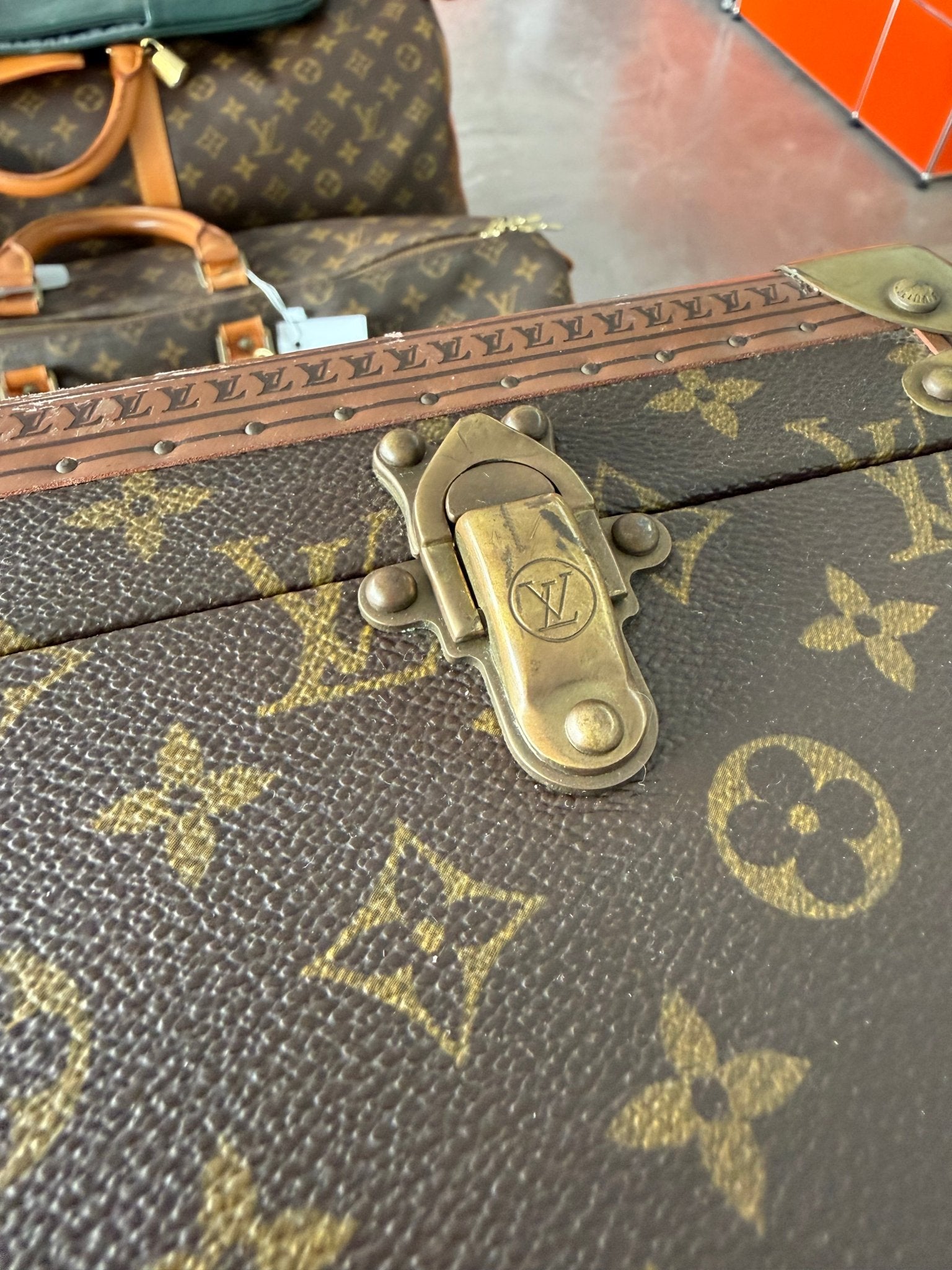 Louis Vuitton Bisten 80 Monogram