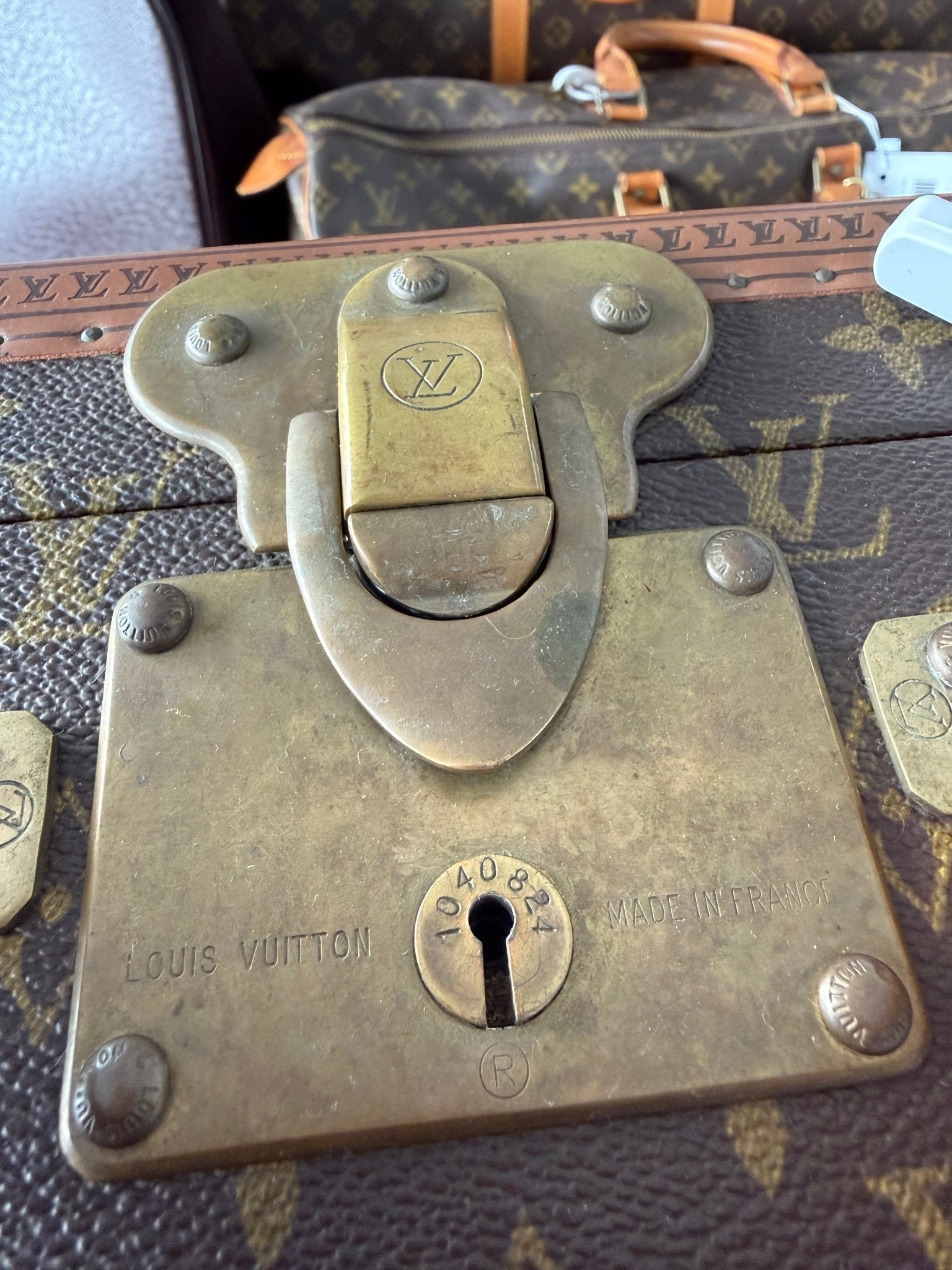 Louis Vuitton Bisten 80 Monogram