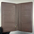 Louis Vuitton Brazza Damier