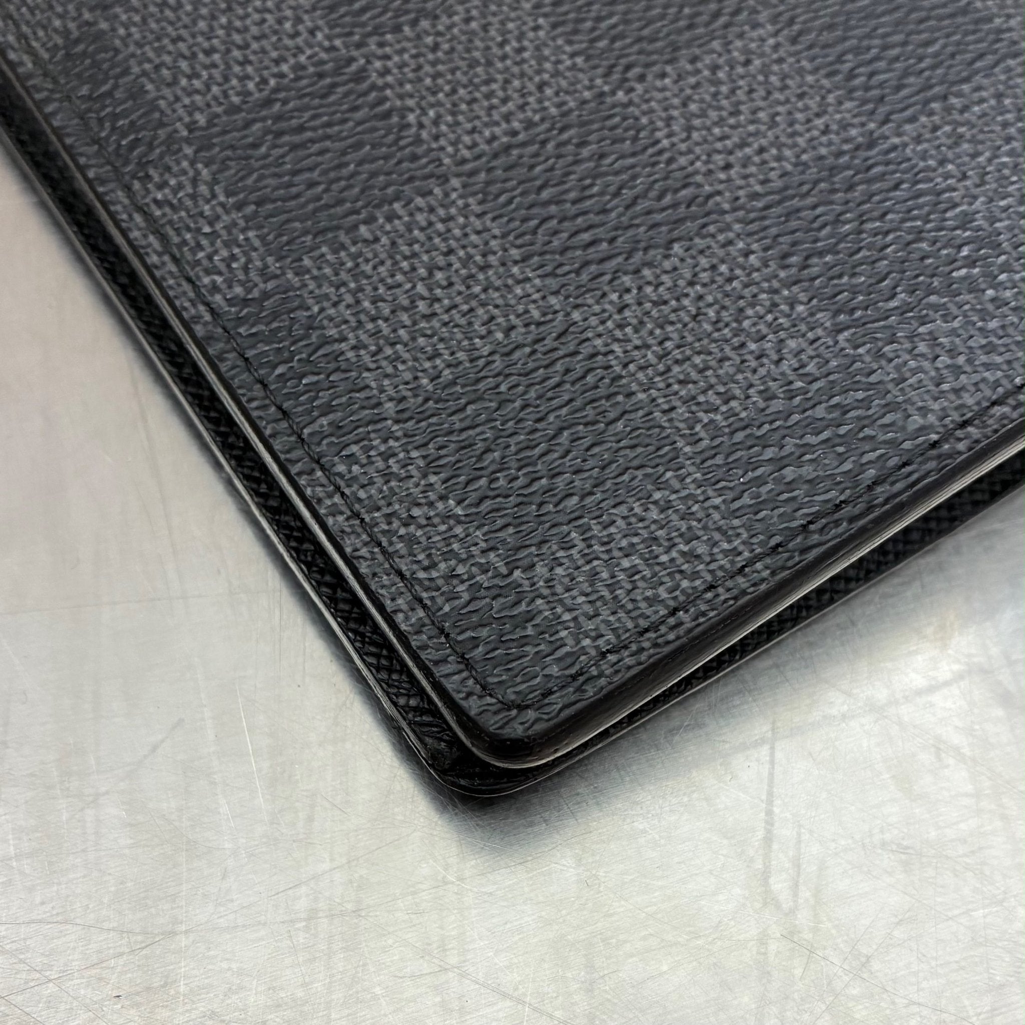 Louis Vuitton Brazza Damier Graphit mit Münzfach (Personalisiert mit T.O)