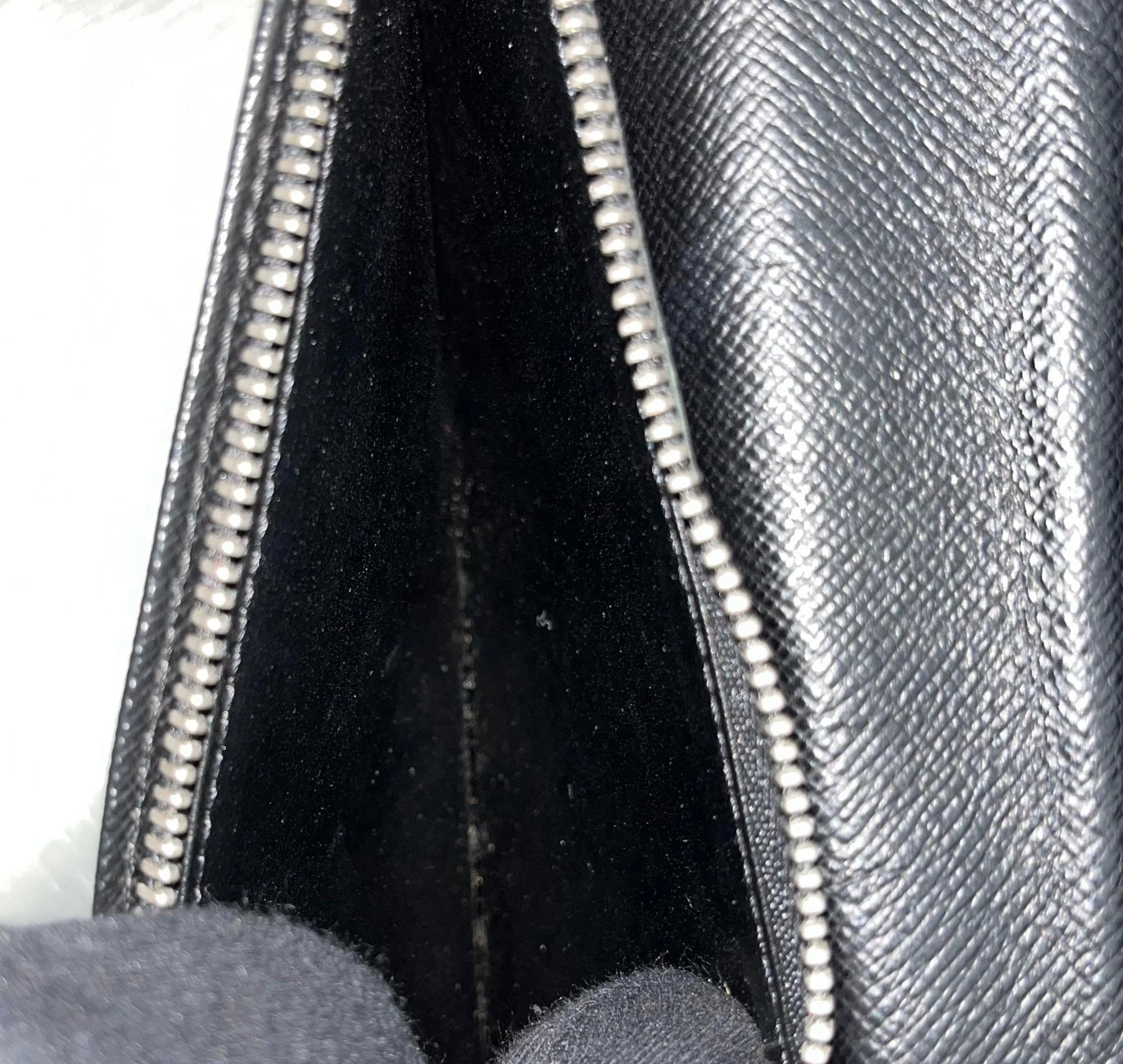 Louis Vuitton Brazza Damier Graphite