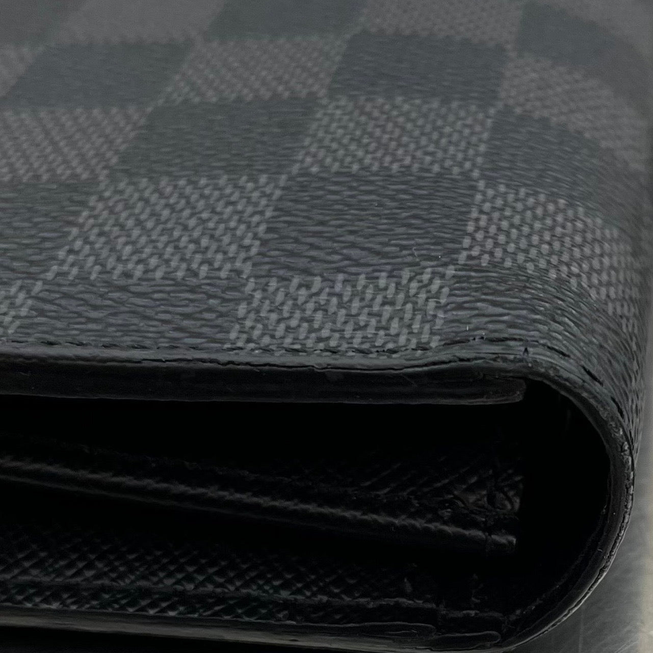 Louis Vuitton Brazza Damier Graphite