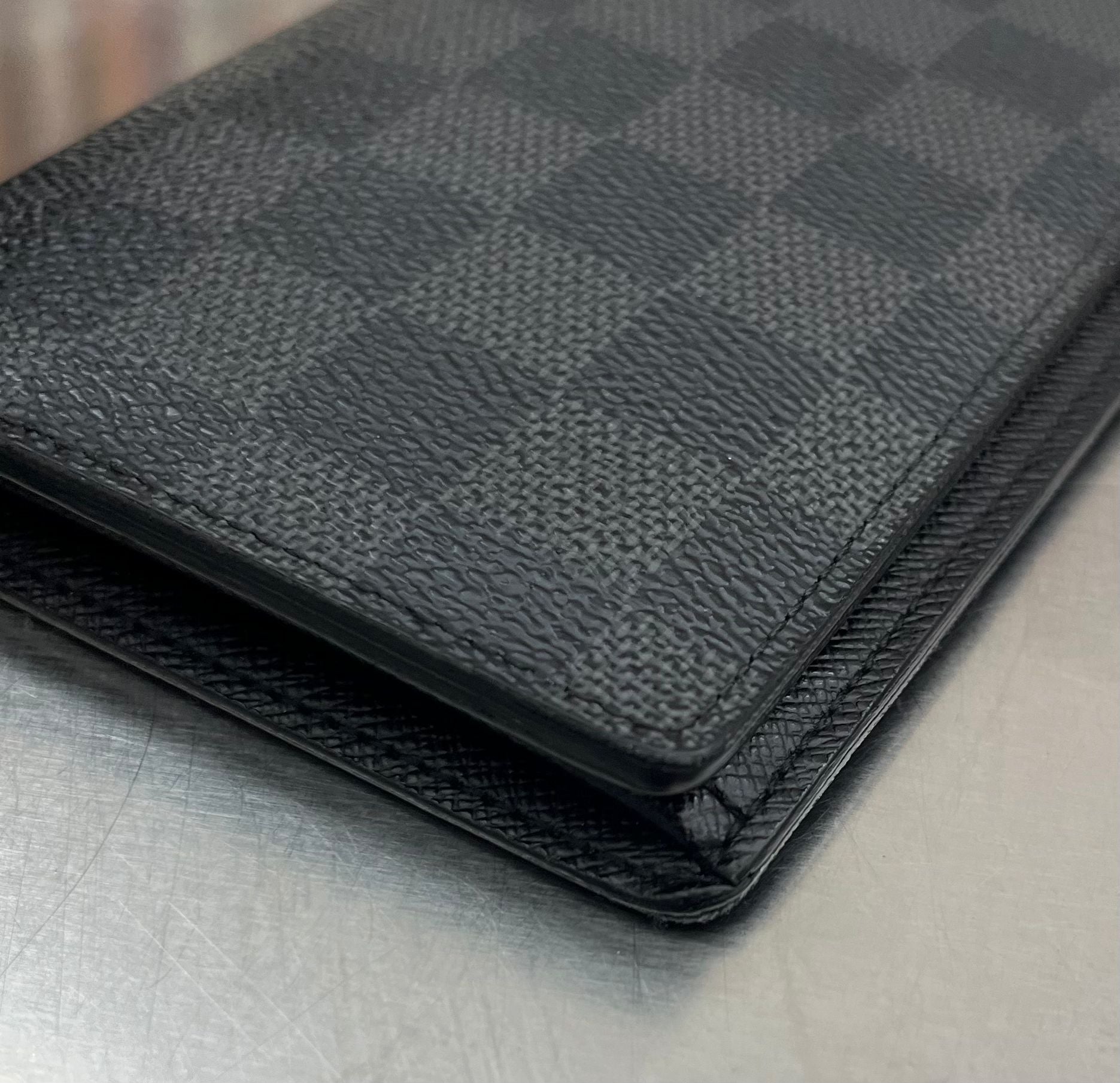 Louis Vuitton Brazza Damier Graphite