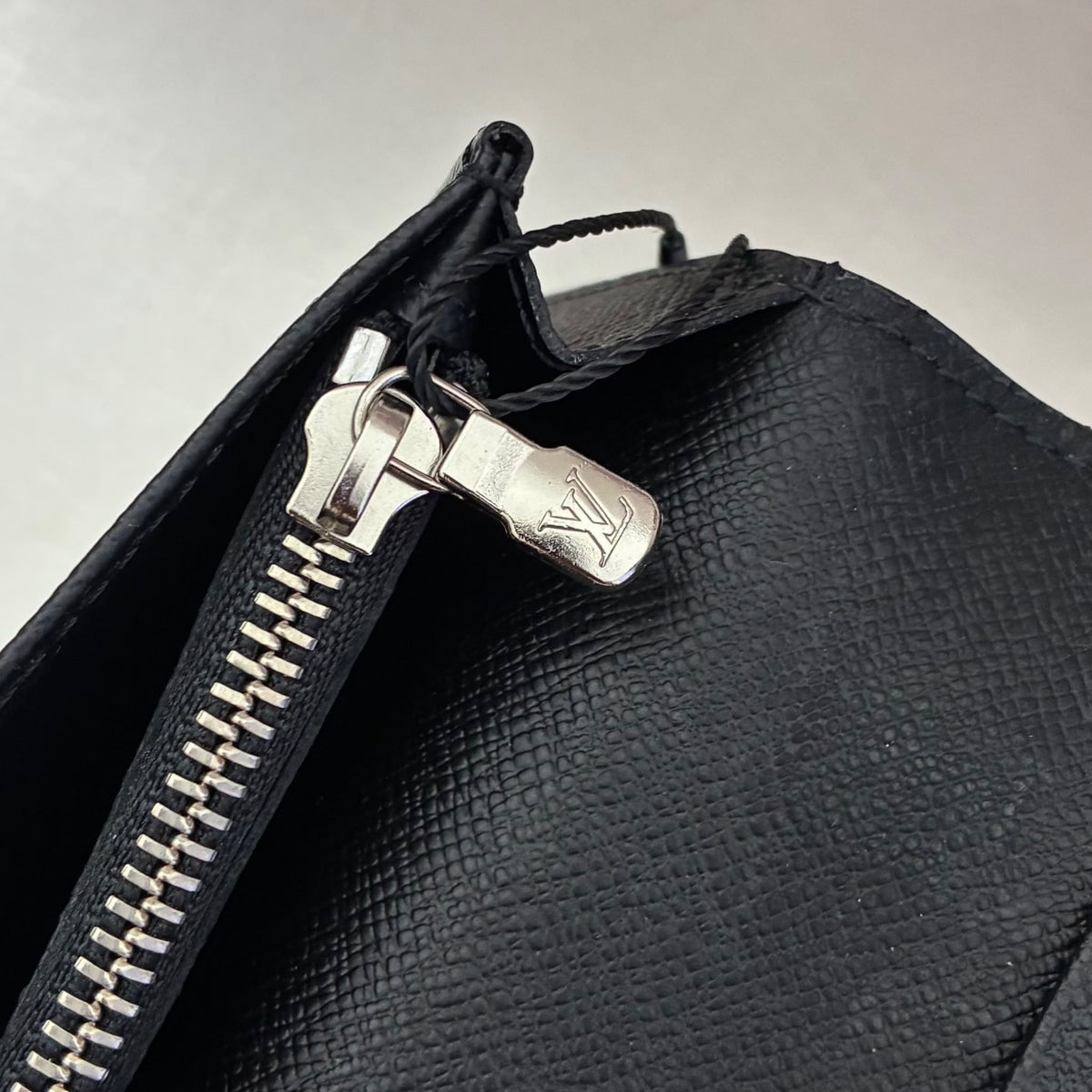 Louis Vuitton Brazza Damier Graphite mit Münzfach