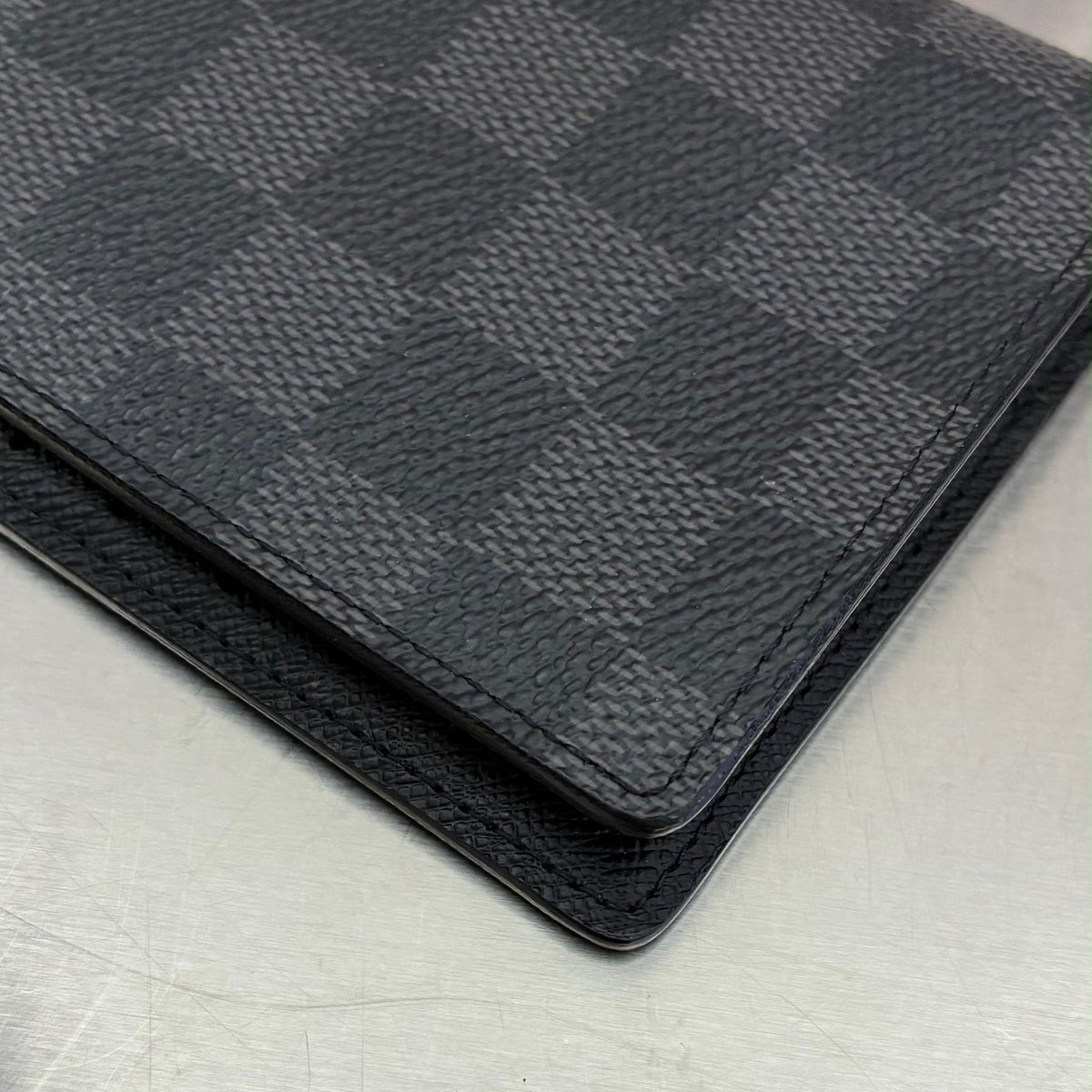 Louis Vuitton Brazza Damier Graphite mit Münzfach
