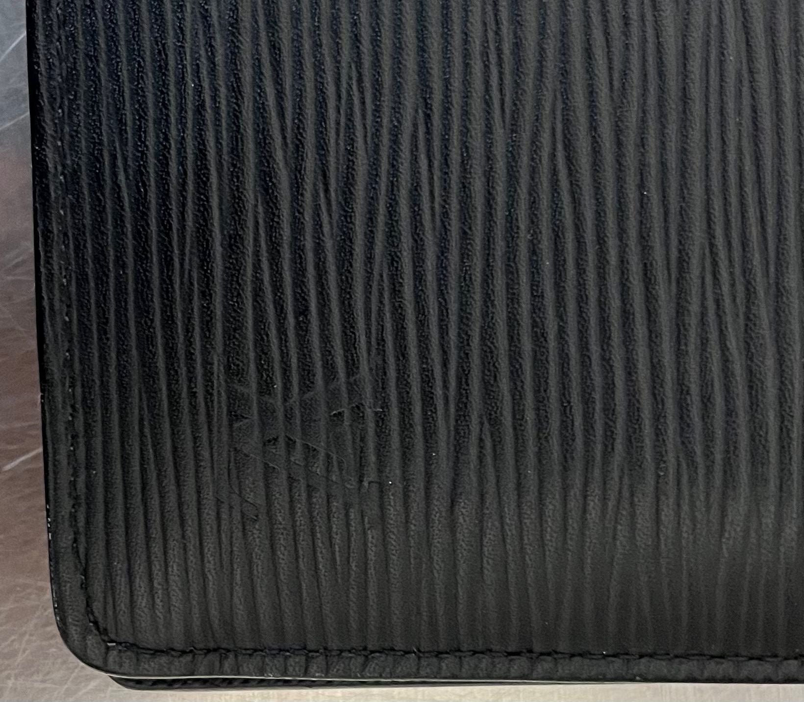 Louis Vuitton Brazza Epi