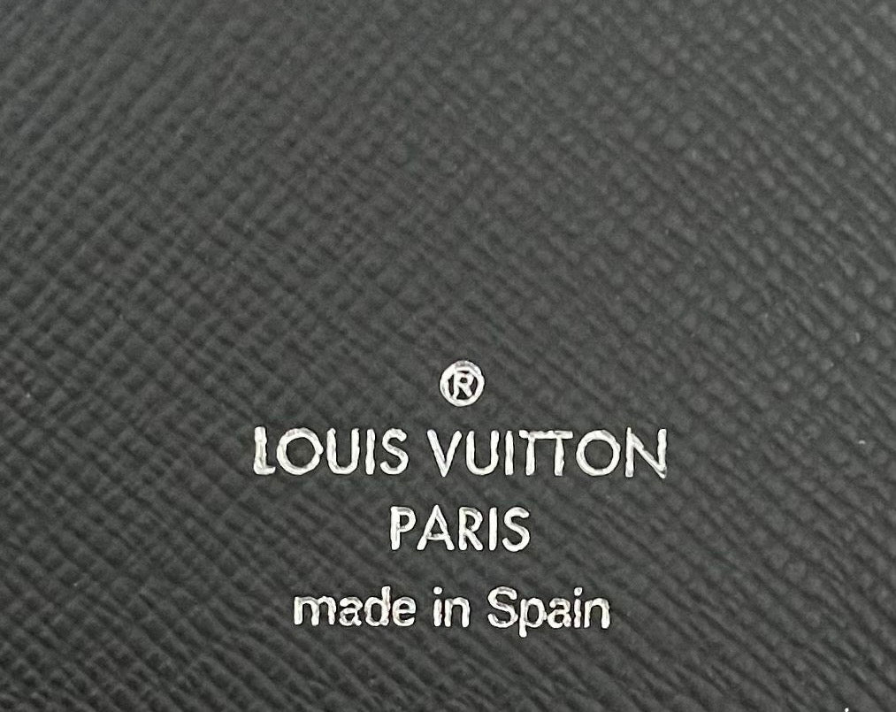 Louis Vuitton Brazza Epi