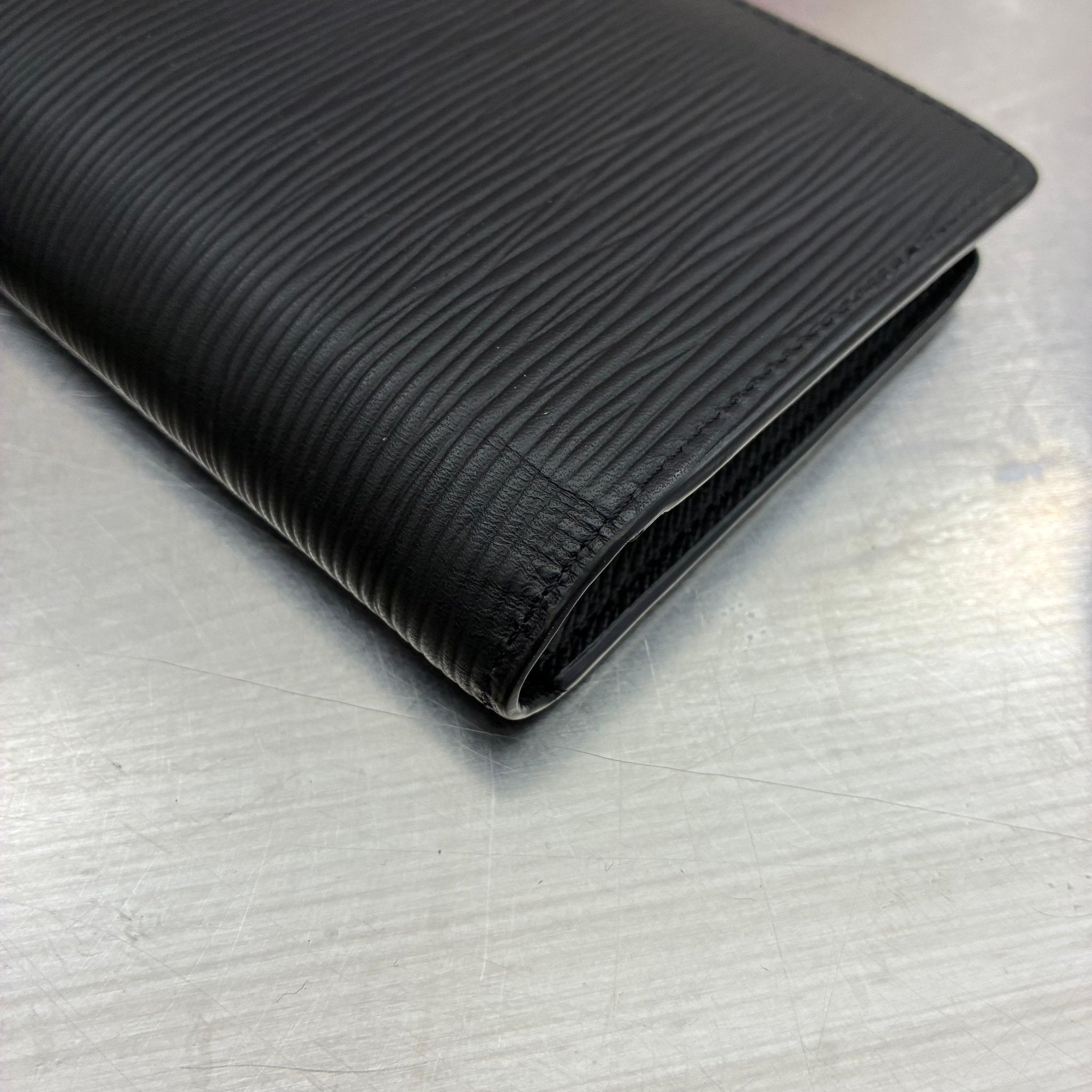 Louis Vuitton Brazza Epi mit Münzfach