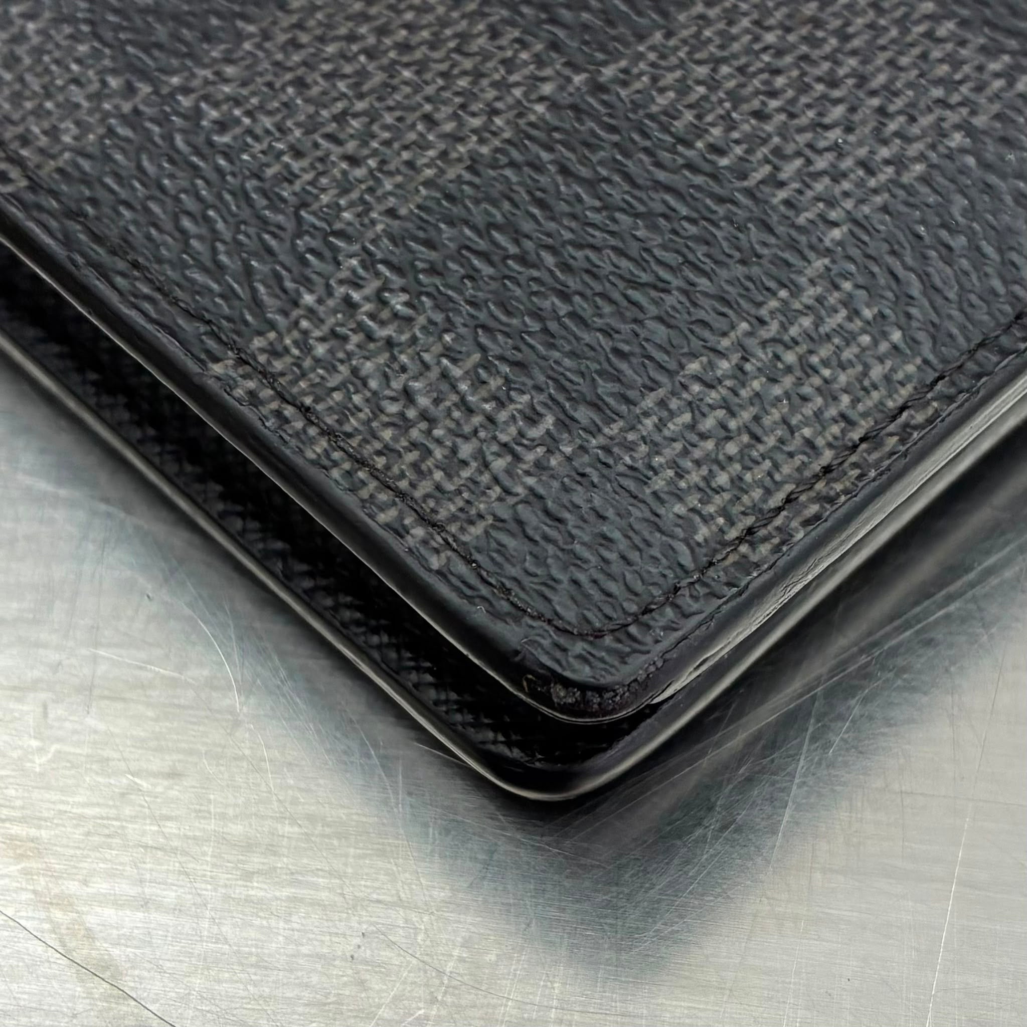 Louis Vuitton Brazza mit Münzfach Damier Graphit