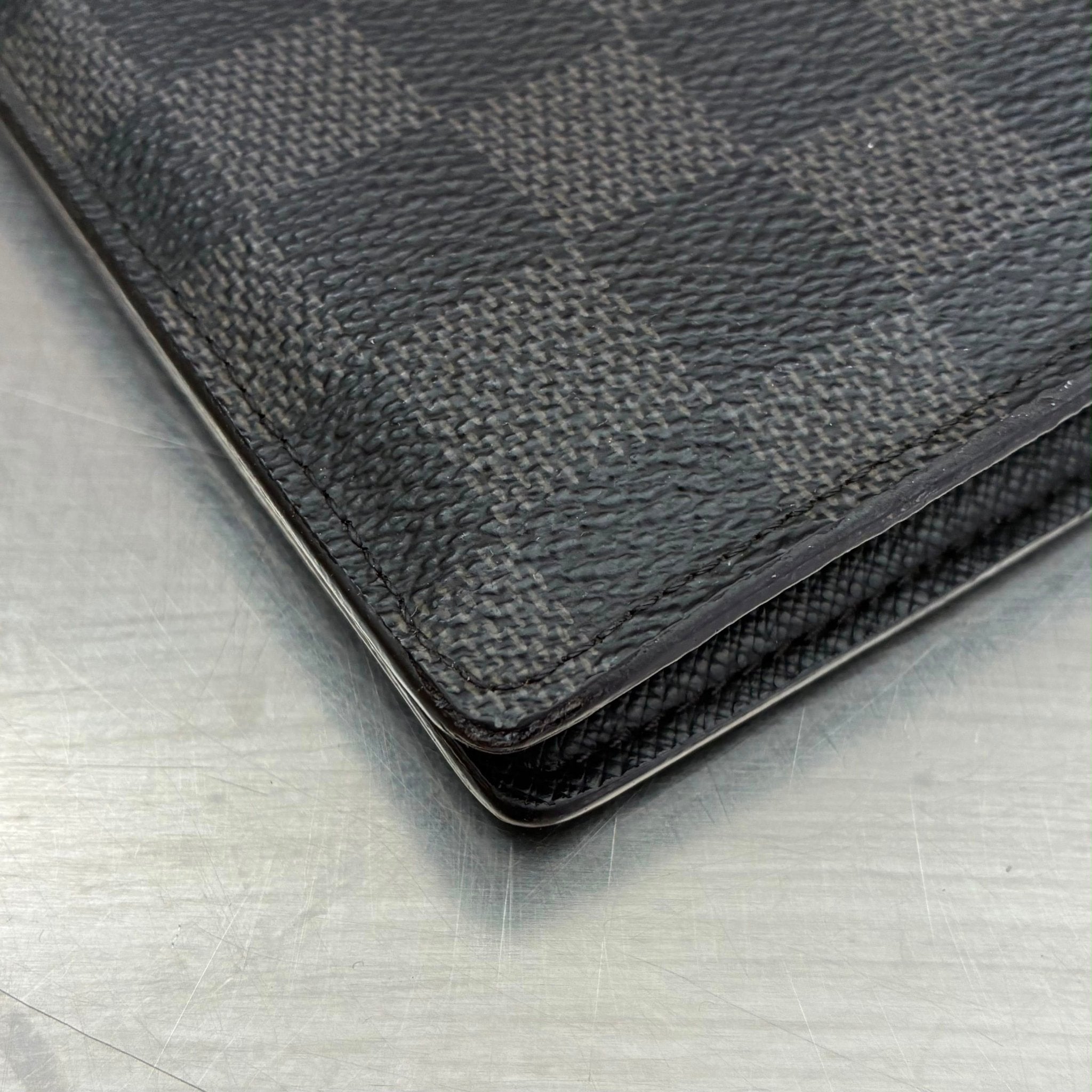 Louis Vuitton Brazza mit Münzfach Damier Graphit