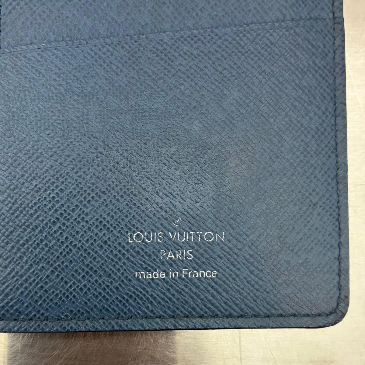 Louis Vuitton Brazza mit Münzfach Taiga