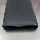 Louis Vuitton Brazza Taiga