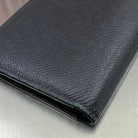 Louis Vuitton Brazza Taiga