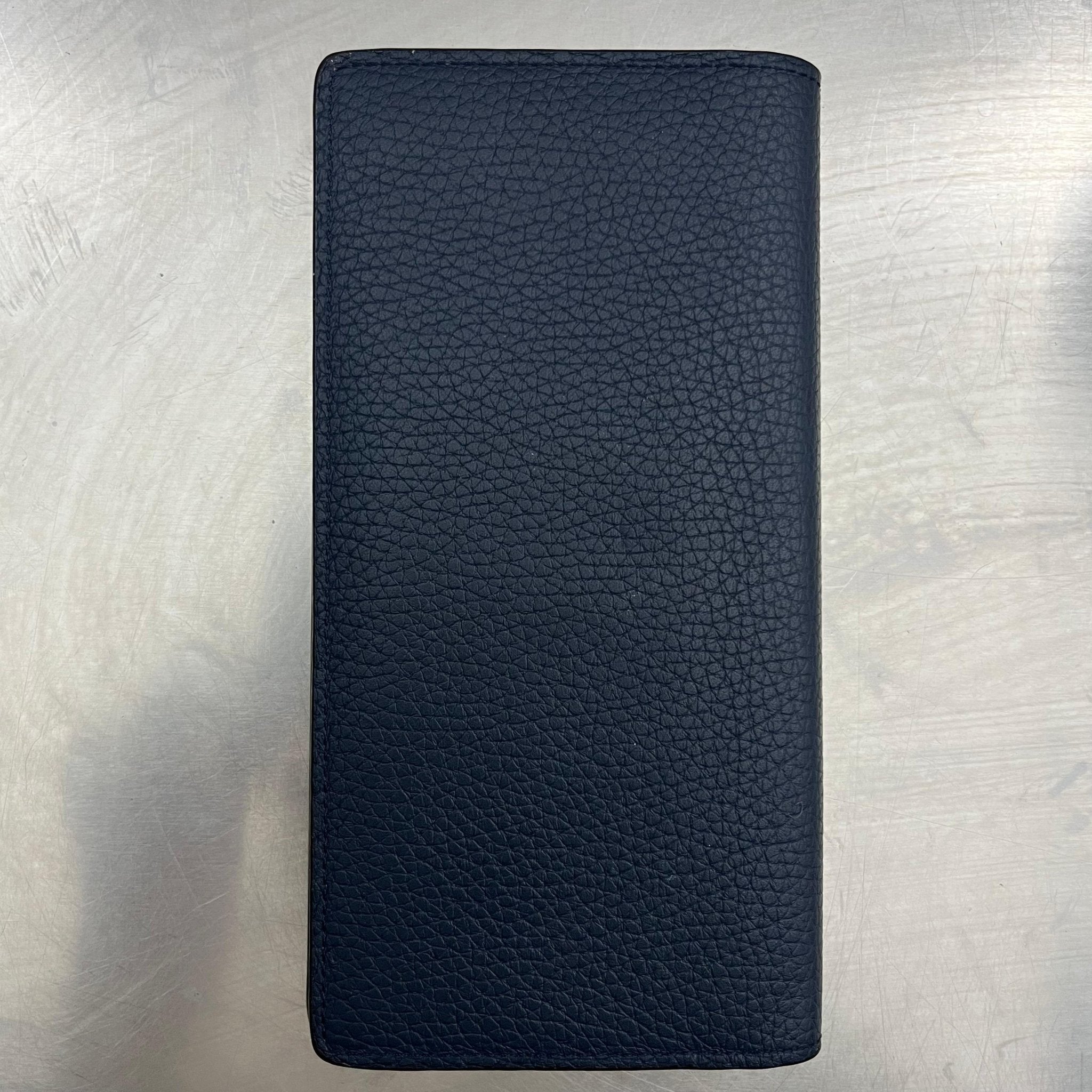 Louis Vuitton Brazza Taurillon
