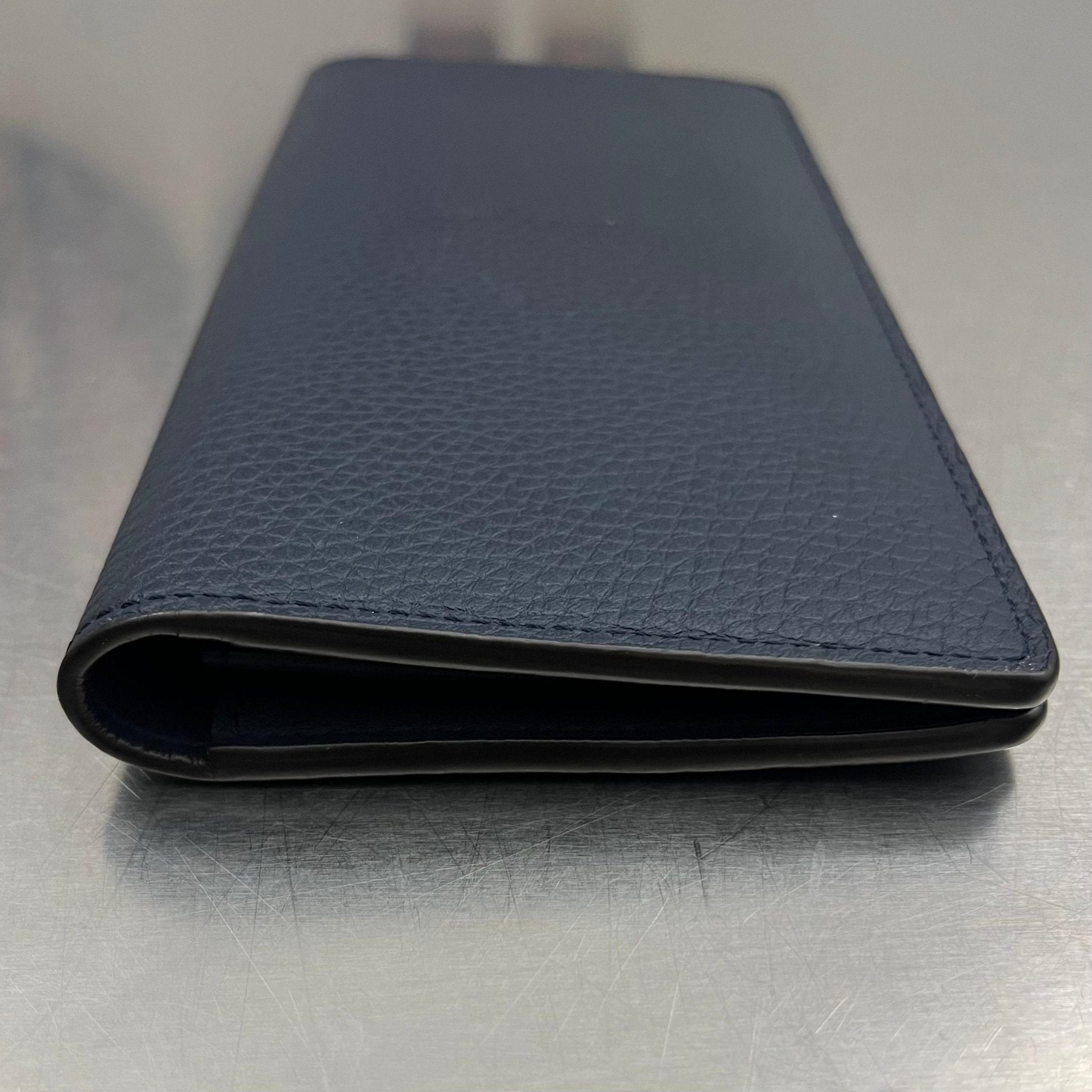 Louis Vuitton Brazza Taurillon