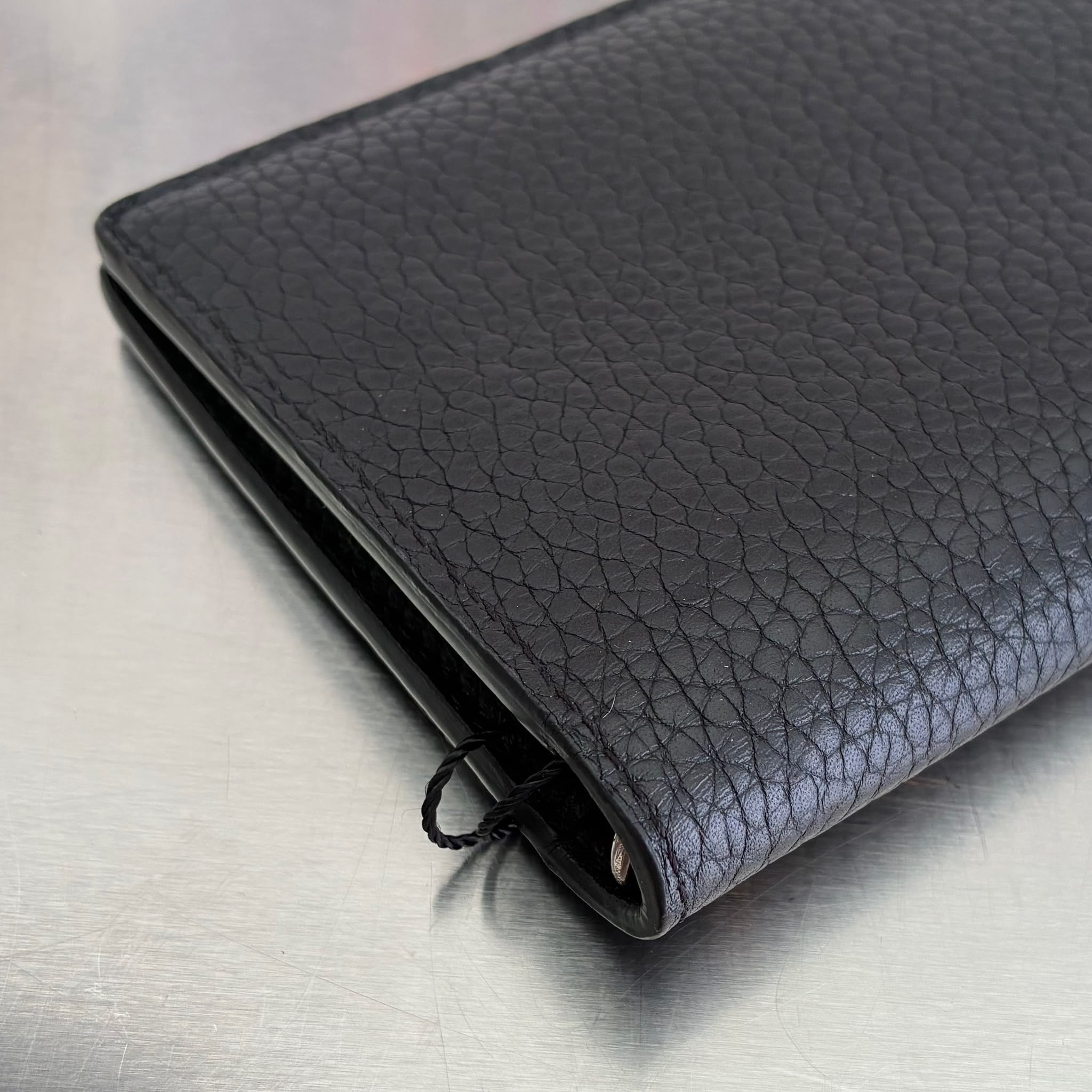 Louis Vuitton Brazza Taurillon mit Münzfach