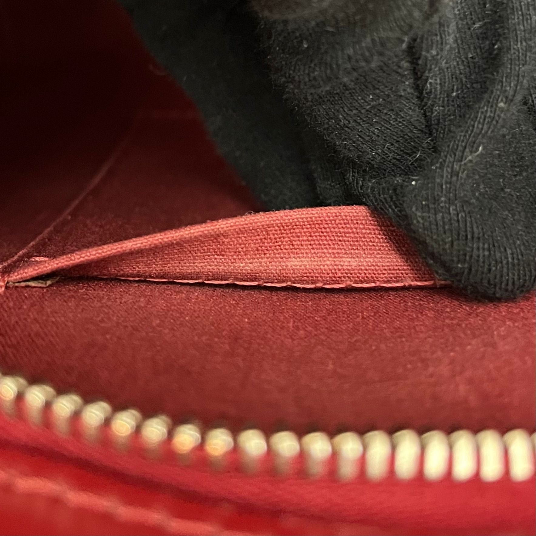 Louis Vuitton Brea GM Ruby