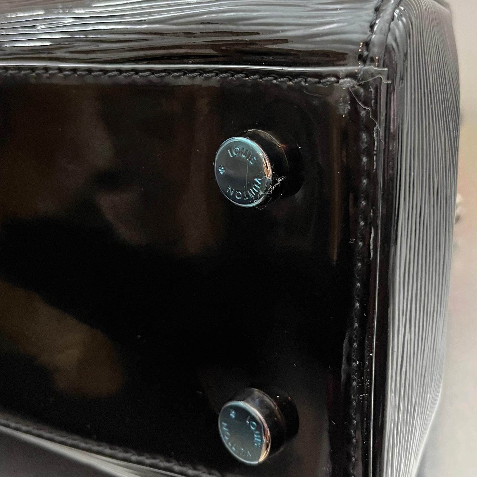 Louis Vuitton Brea MM Epi Electric