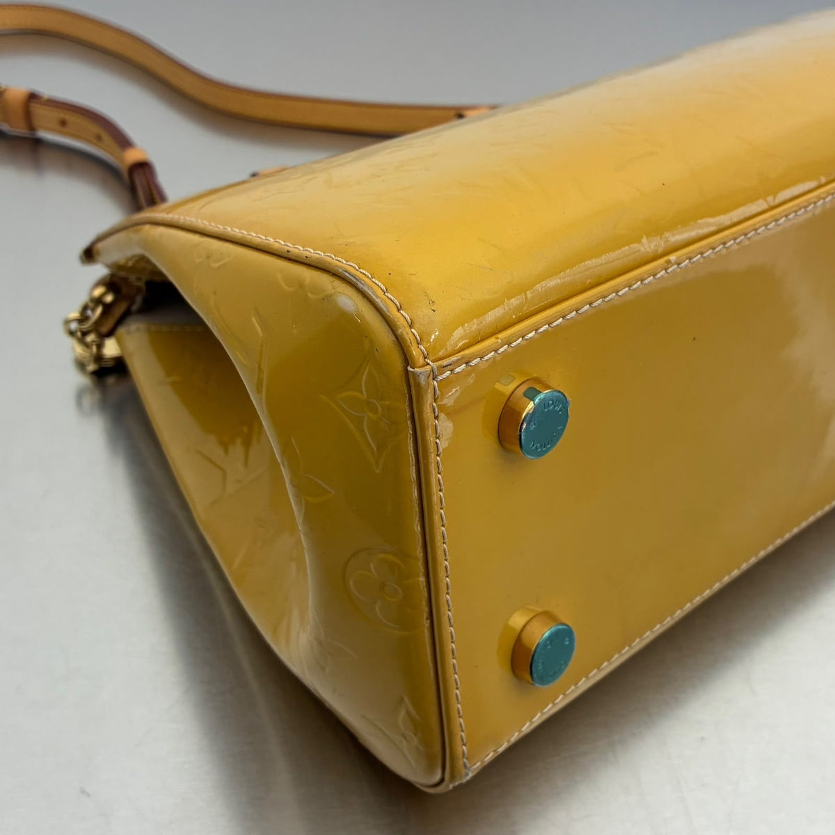 Louis Vuitton Brea MM Vernis