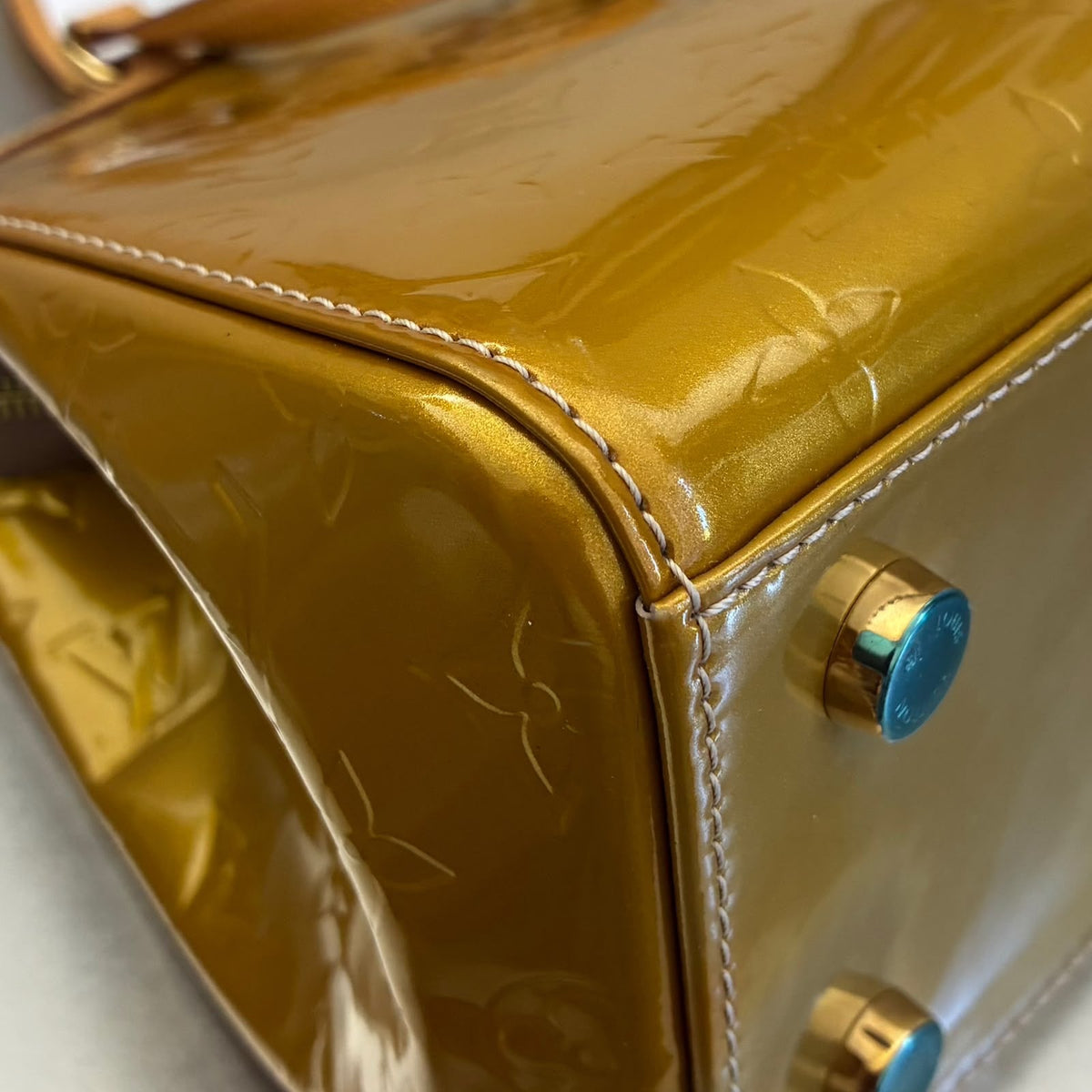 Louis Vuitton Brea MM Vernis