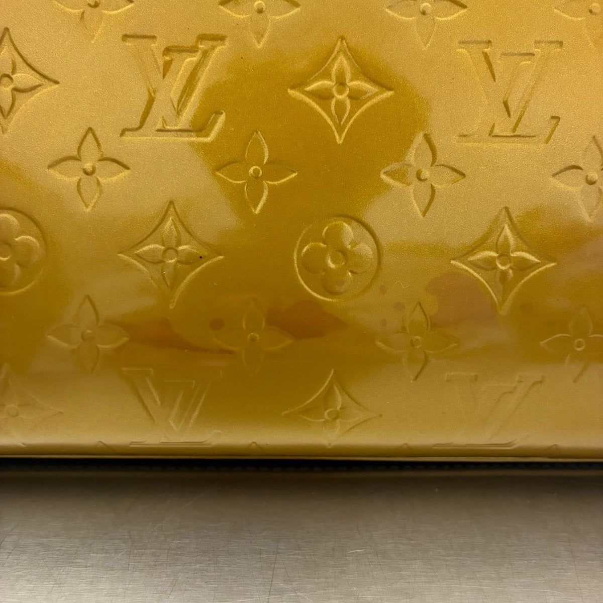 Louis Vuitton Brea MM Vernis