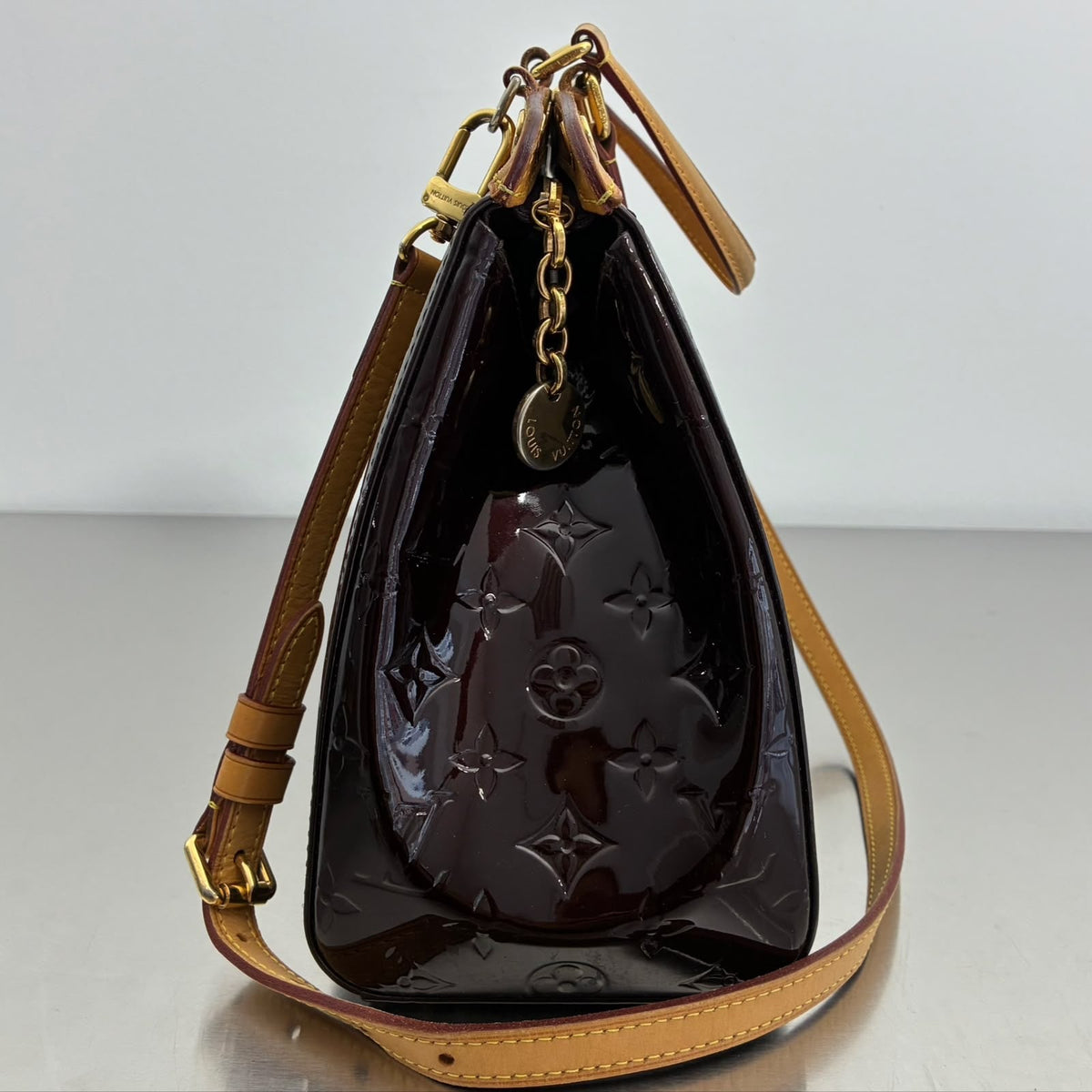 Louis Vuitton Brea MM Vernis