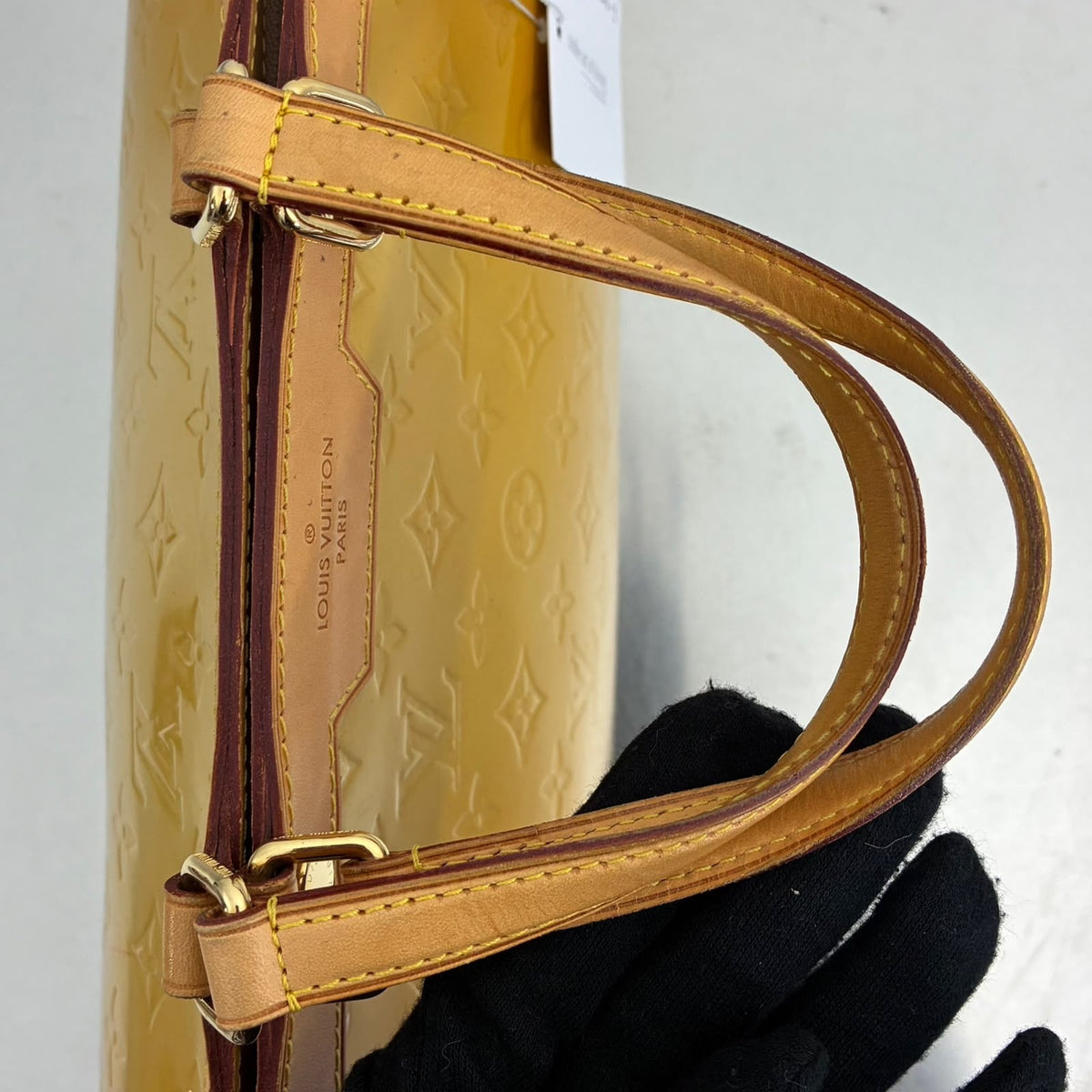 Louis Vuitton Brea MM Vernis