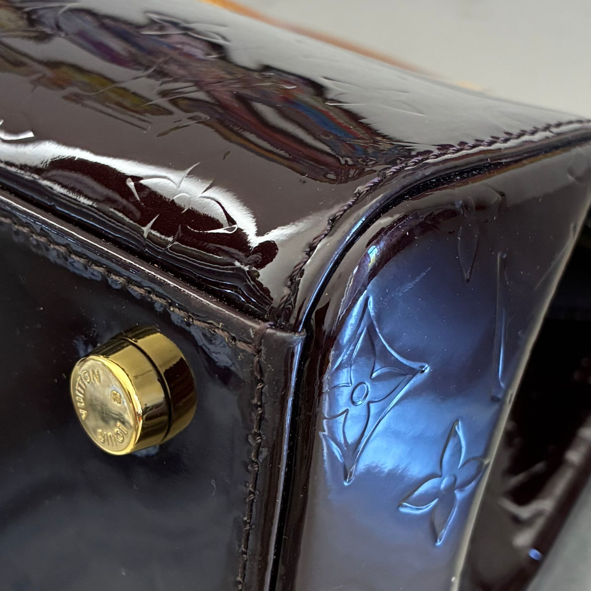 Louis Vuitton Brea MM Vernis