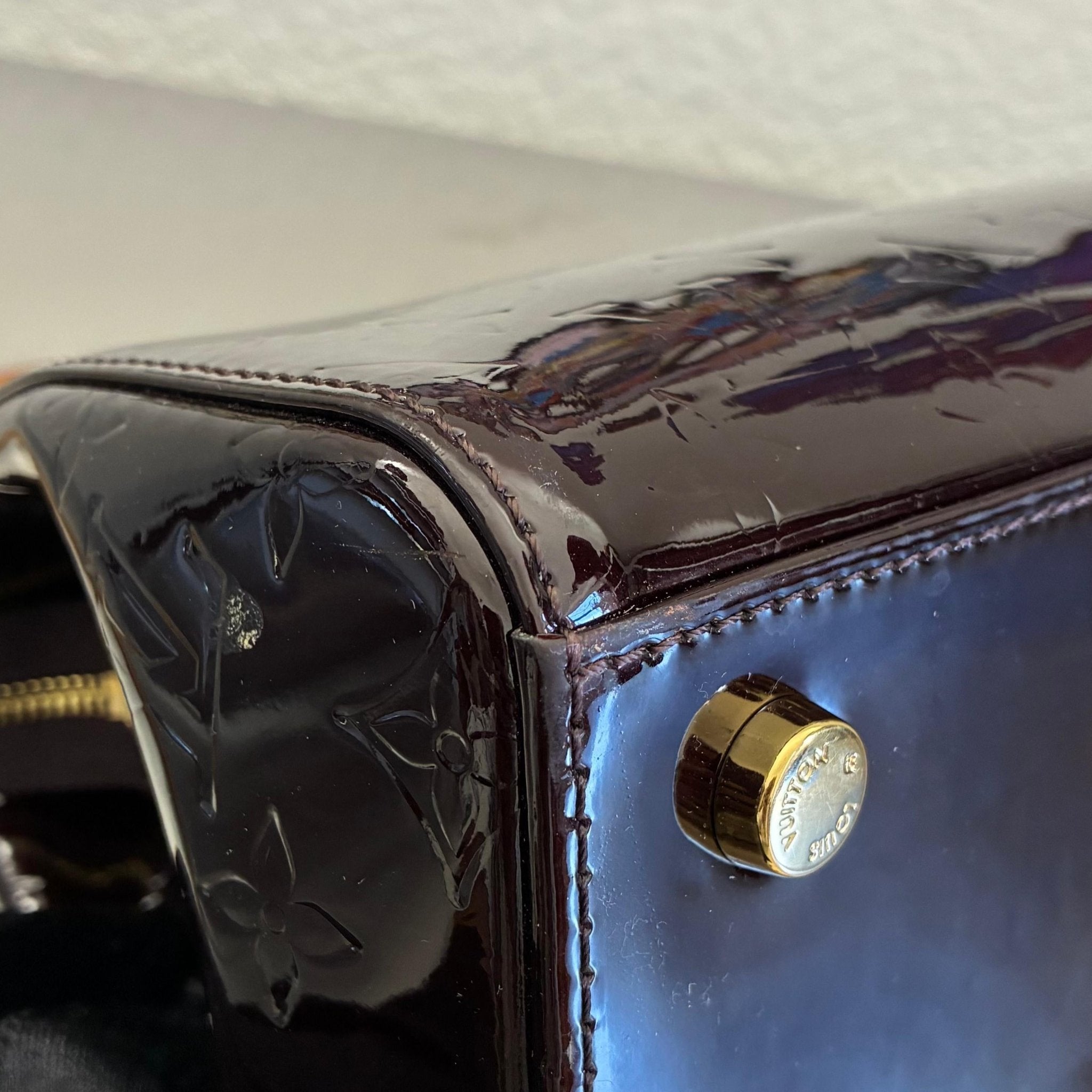 Louis Vuitton Brea MM Vernis