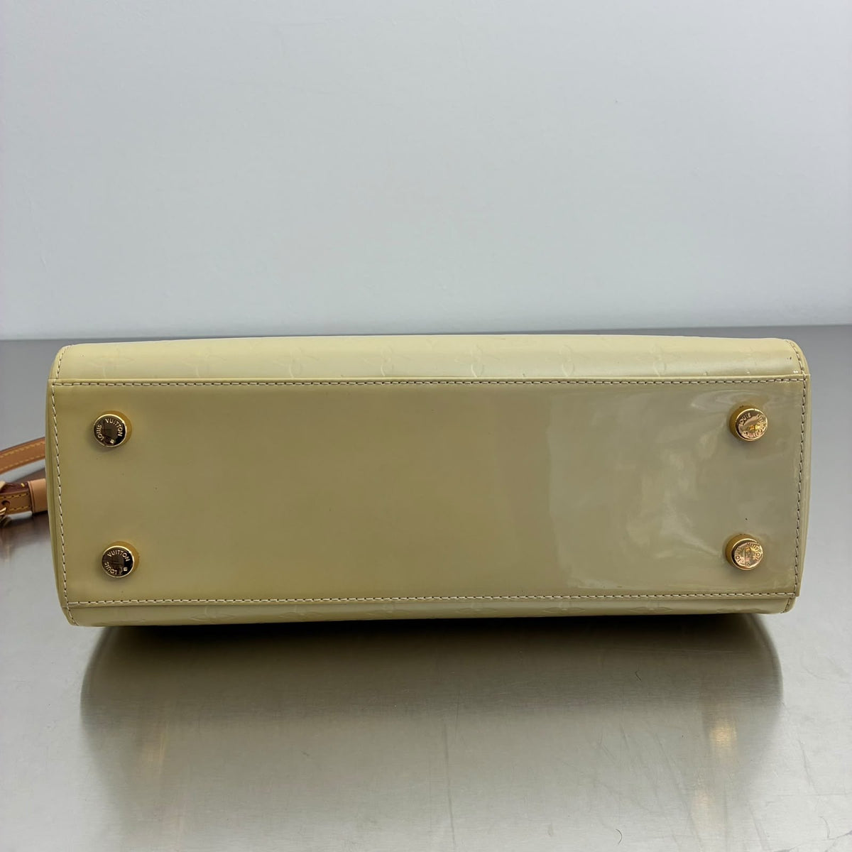 Louis Vuitton Brea MM Vernis