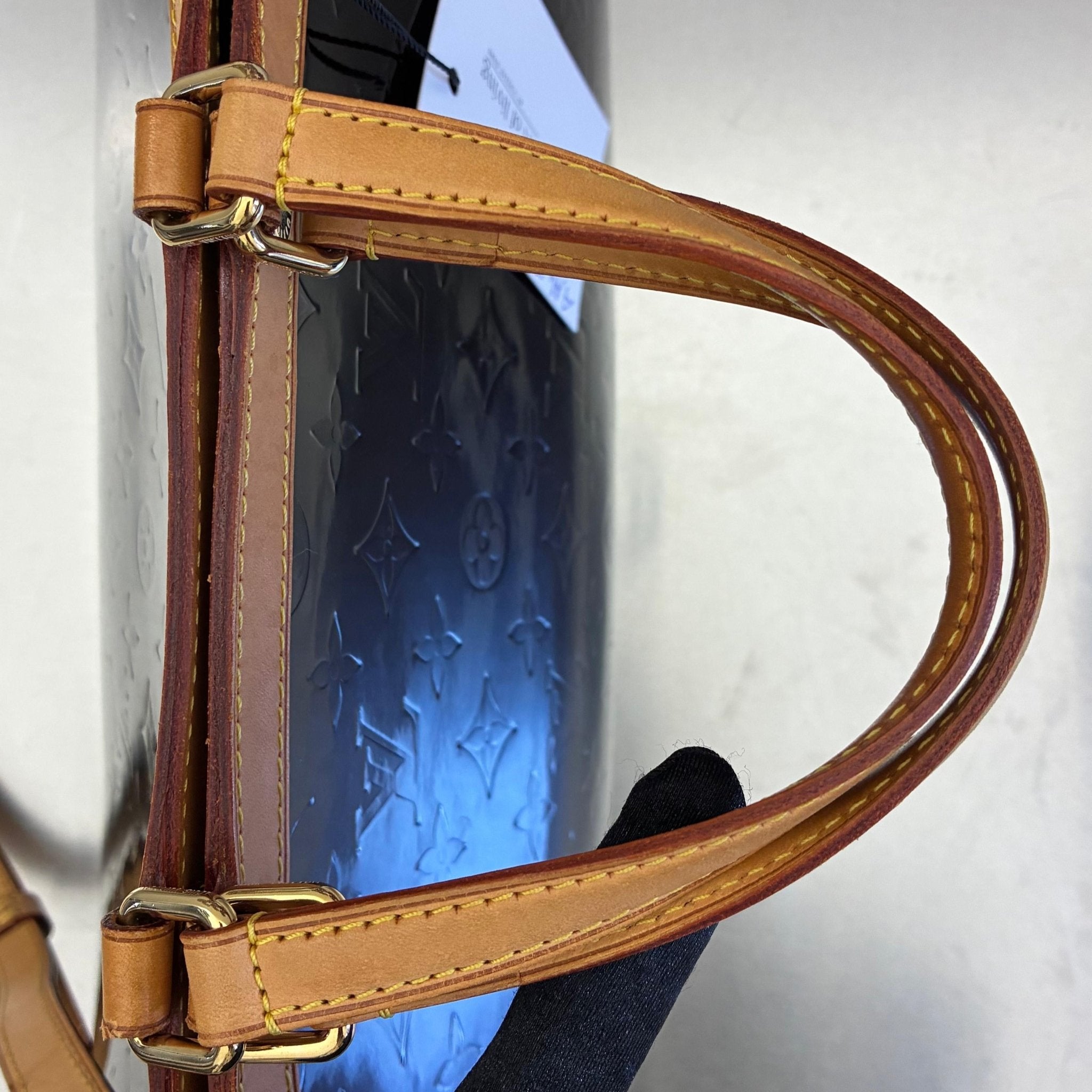 Louis Vuitton Brea MM Vernis