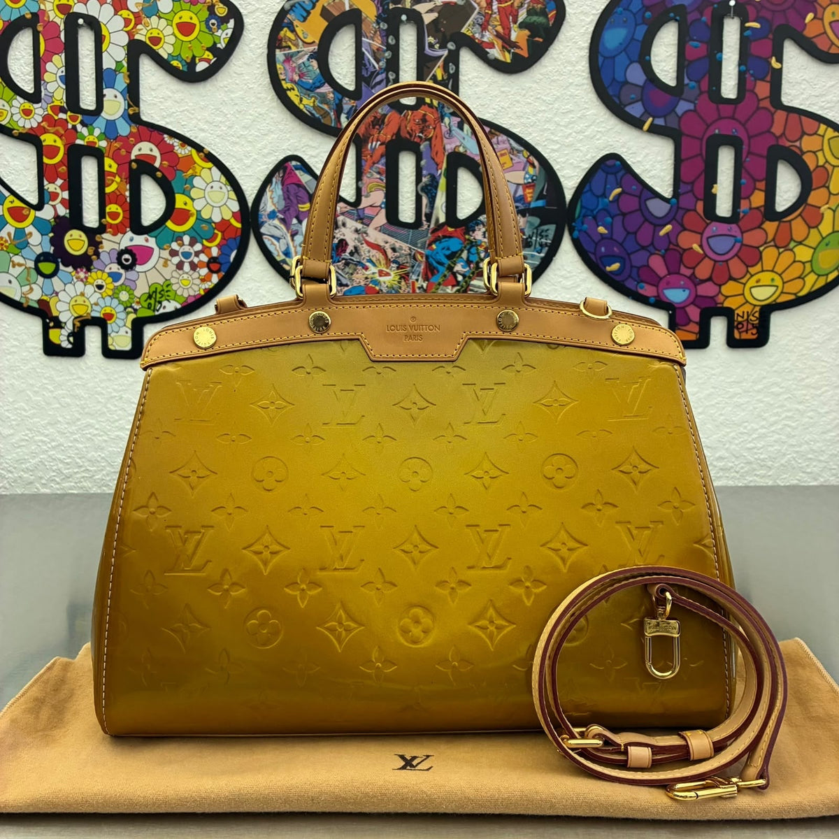 Louis Vuitton Brea MM Vernis