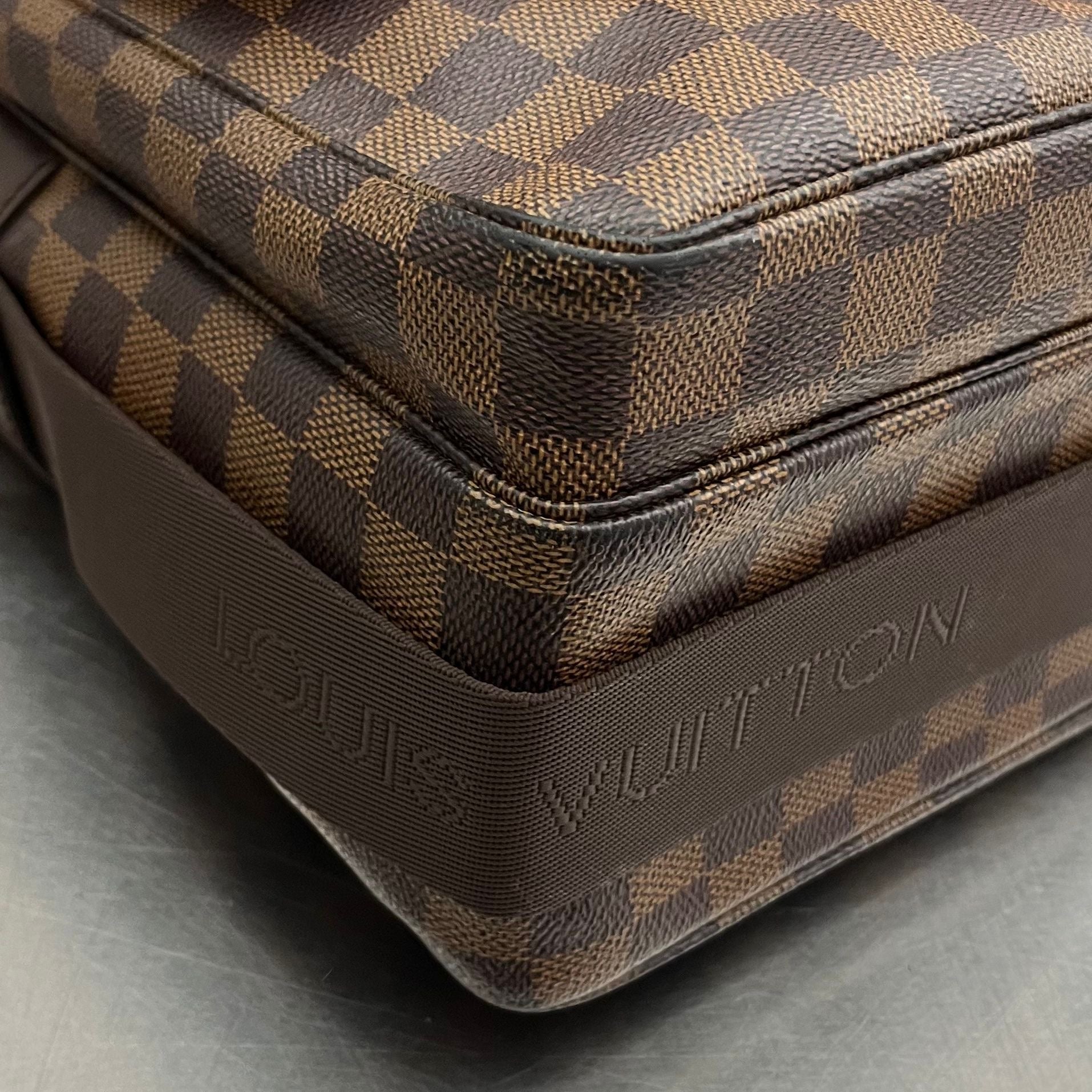Louis Vuitton Broadway Damier
