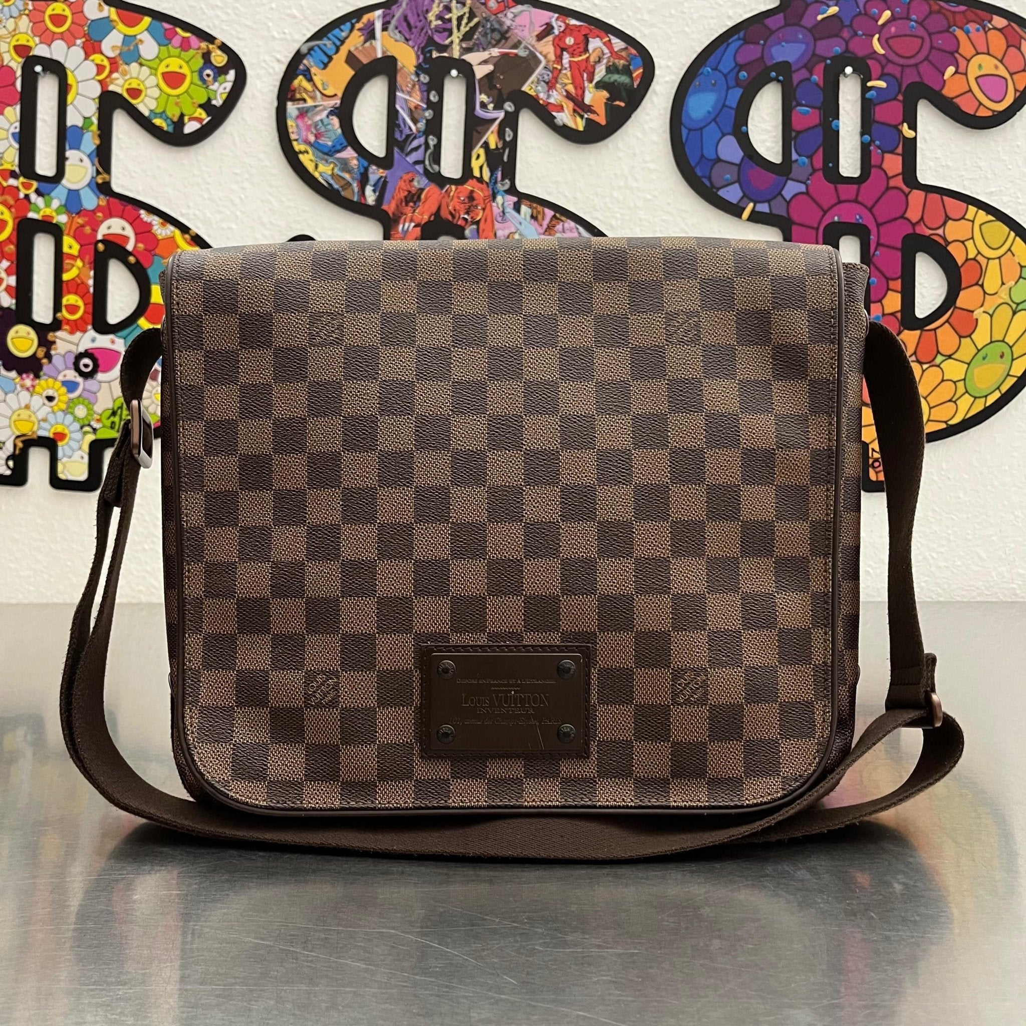 Louis Vuitton Brooklyn Messenger Damier