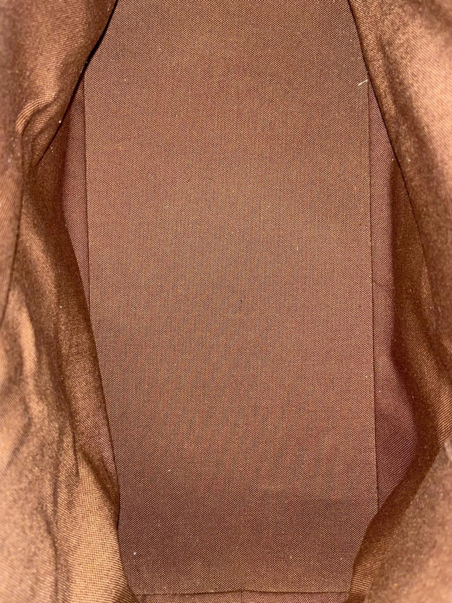 Louis Vuitton Cabas Mezzo