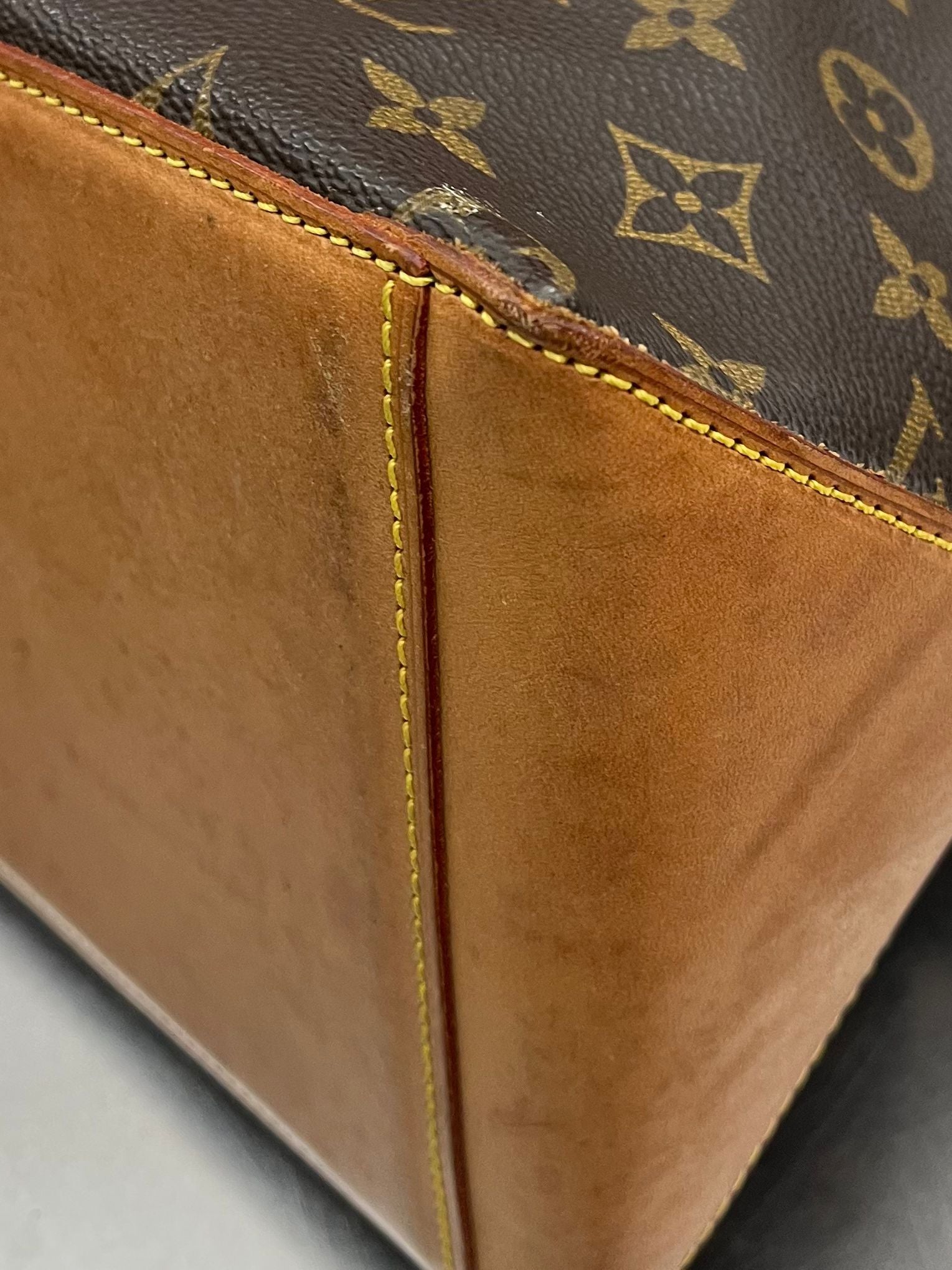 Louis Vuitton Cabas Mezzo