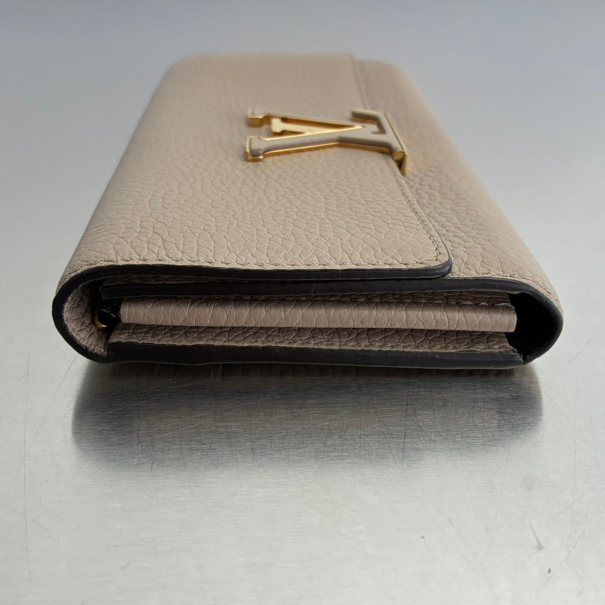 Louis Vuitton Capucines Geldbörse