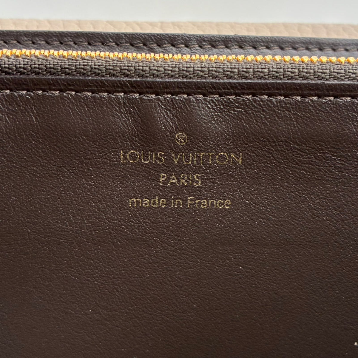 Louis Vuitton Capucines Geldbörse