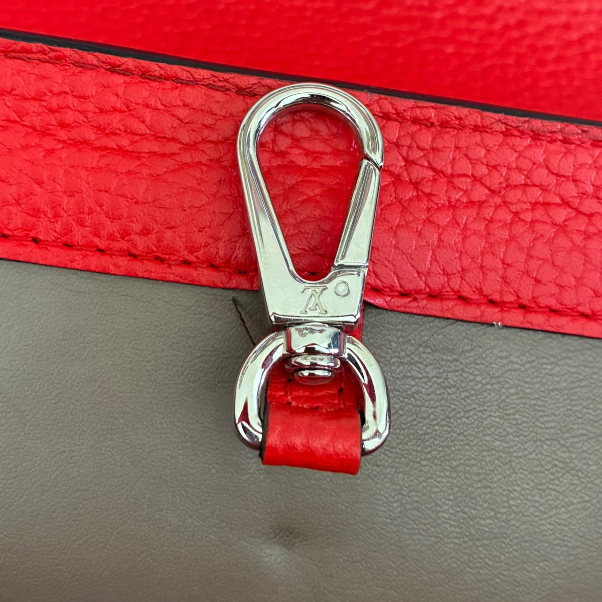 Louis Vuitton Capucines MM