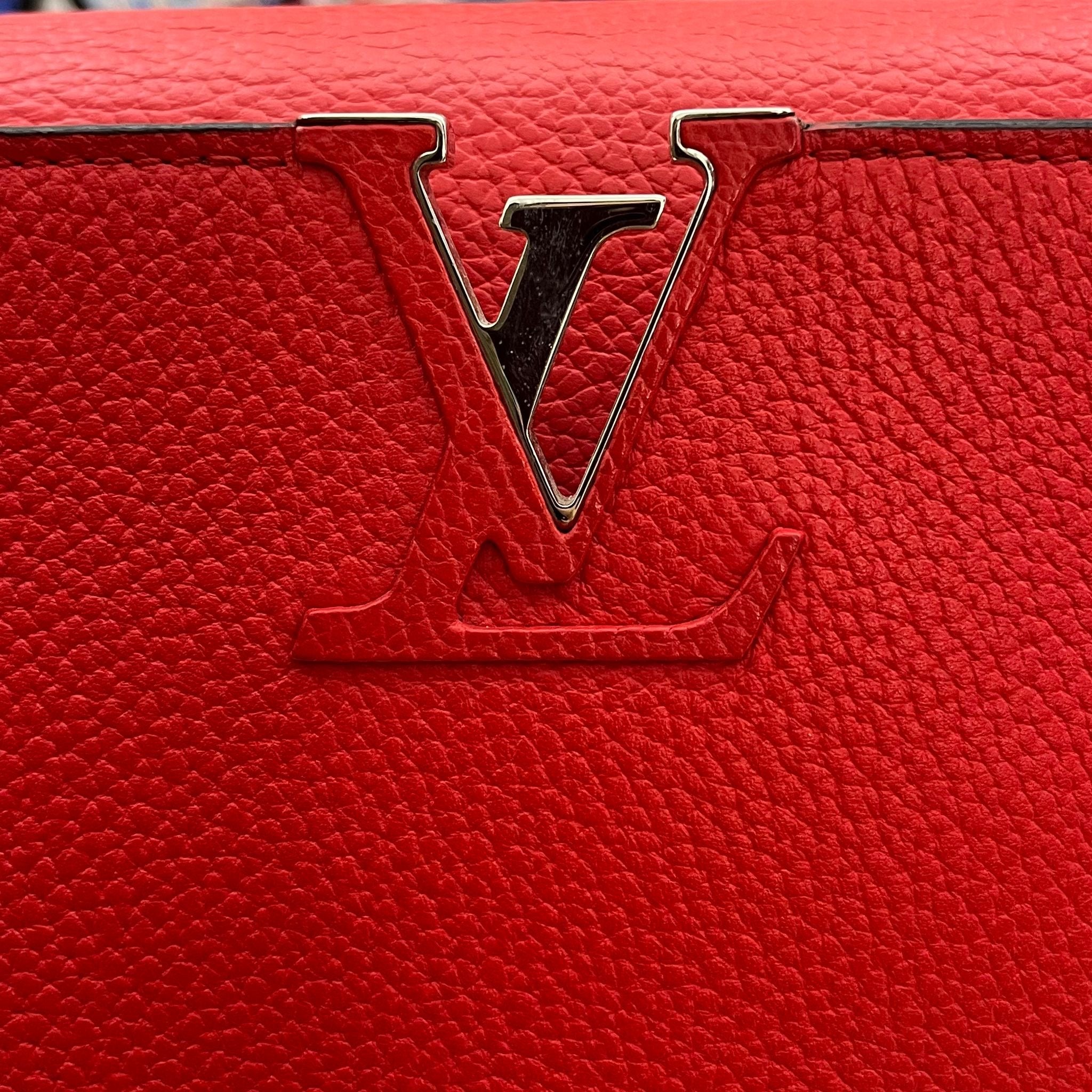 Louis Vuitton Capucines MM