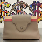 Louis Vuitton Capucines MM